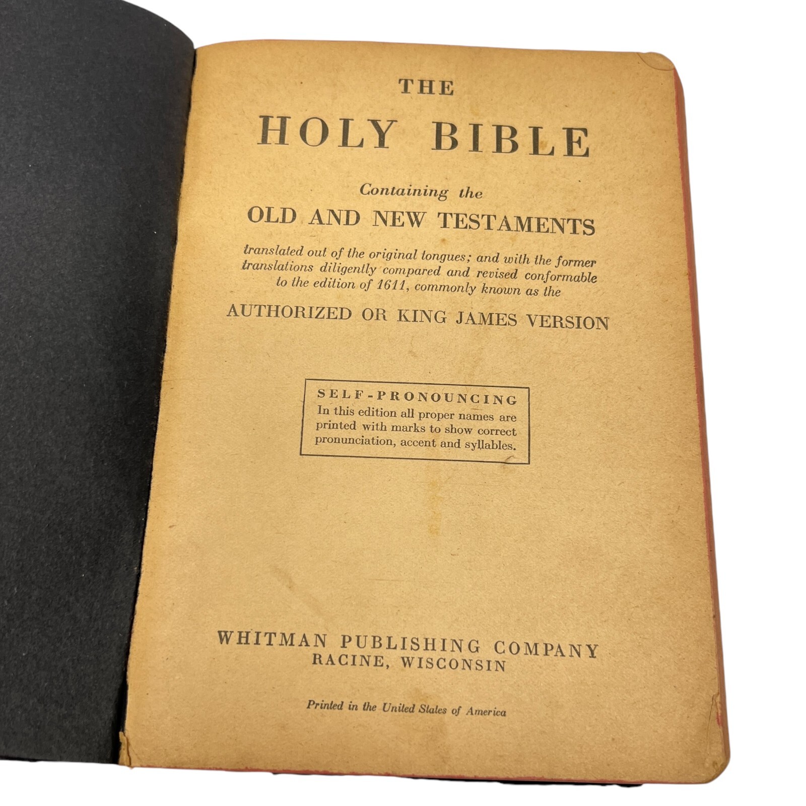 The Holy Bible Vintage 1960’s (Whitman Publishing Comp Racine, Wisconsin)