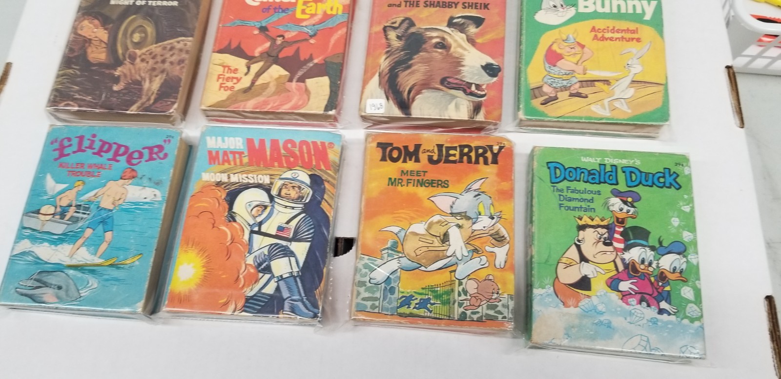 12-Vintage 60s Big Little Books Invaders-Tarzan-Matt Mason-Daktari-Flipper i3