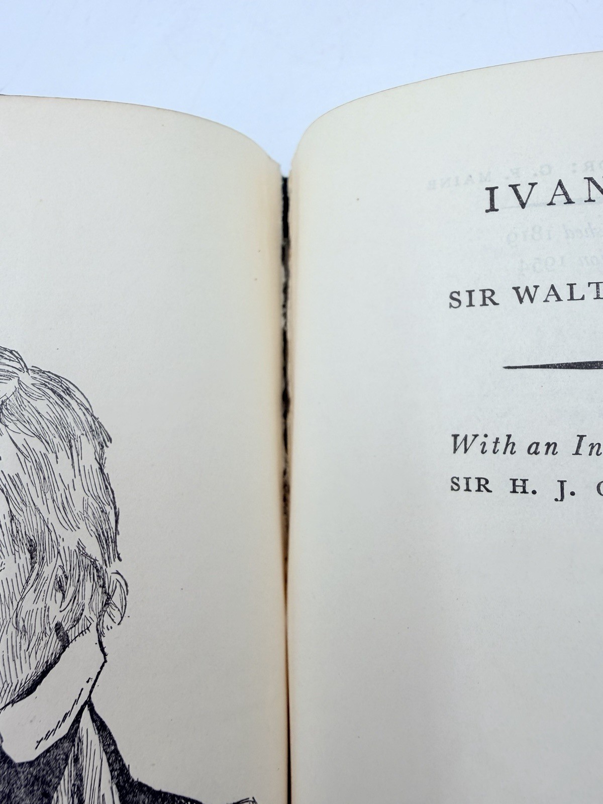 Ivanhoe by Sir Walter Scott (1954, Faux leather Olive Classic VTG Great Britain