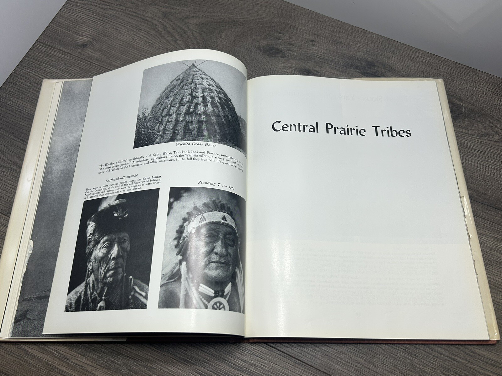 Curtis’ Western Indians Life And Works Of Edward S. Curtis By Ralph Andrews