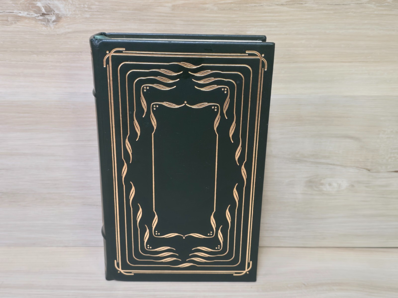 Franklin Library Isak Dinesen Seven Gothic Tales 1978 Leather Bound