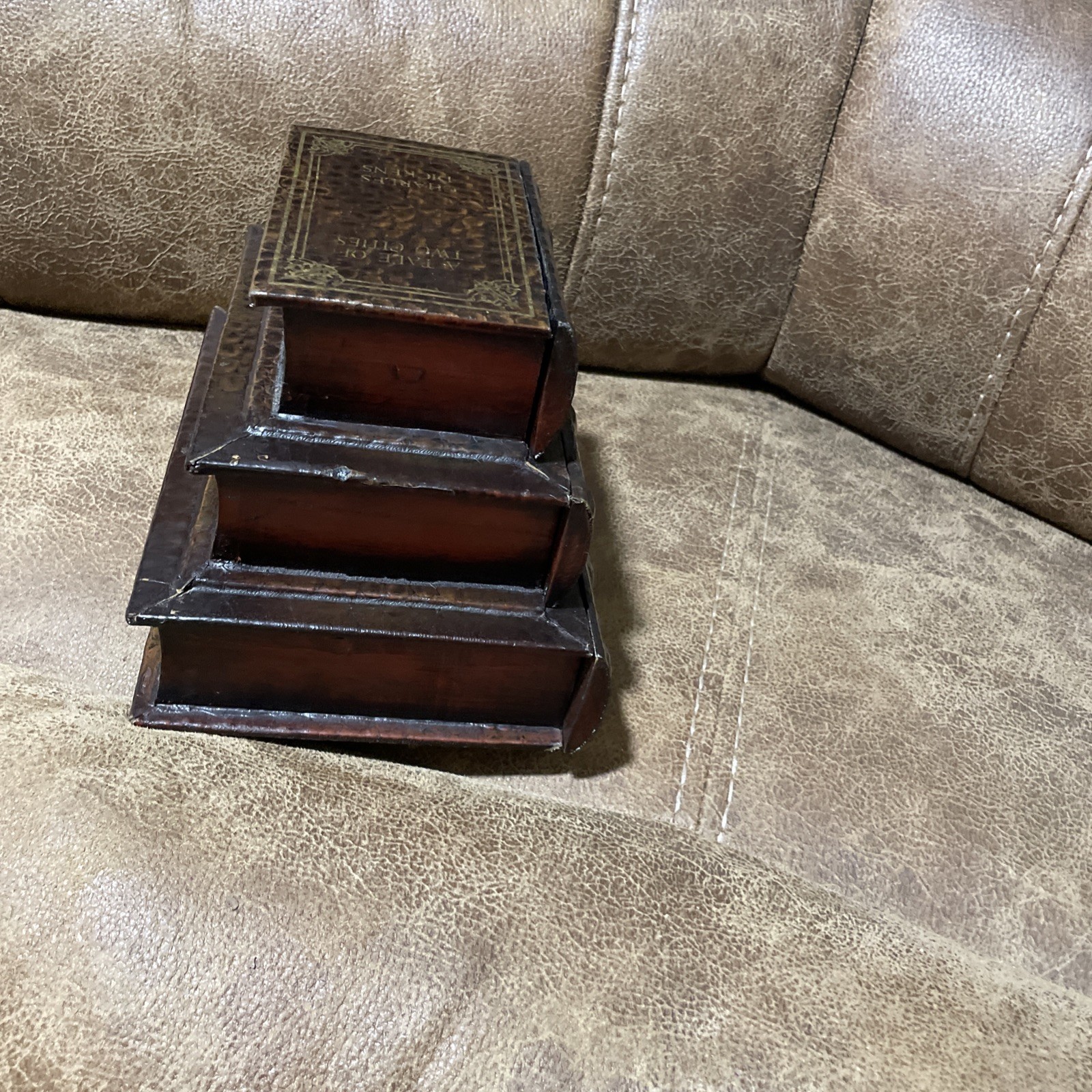 Antique Dickens Collins Leather GREAT EXPECTATIONS CURIOSITY TWO CITIES #2