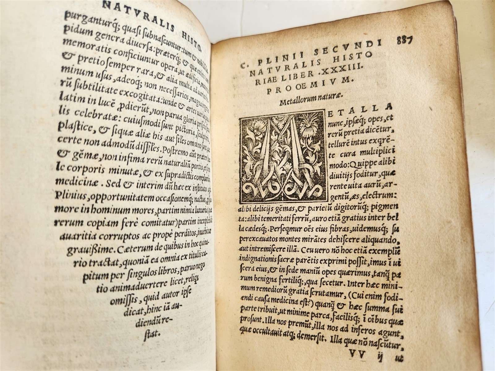 1565 PLINIUS encyclopaedia of natural history 5 VELLUM BOUND VOLUMES 16c ANTIQUE
