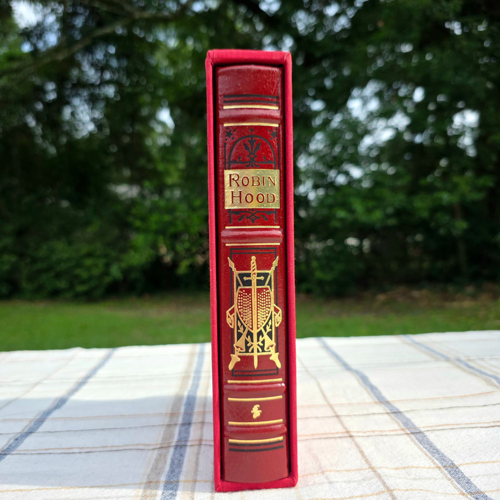 Easton Press Robin Hood The Original Legends Leather Bound, Red, Slip Case 2014