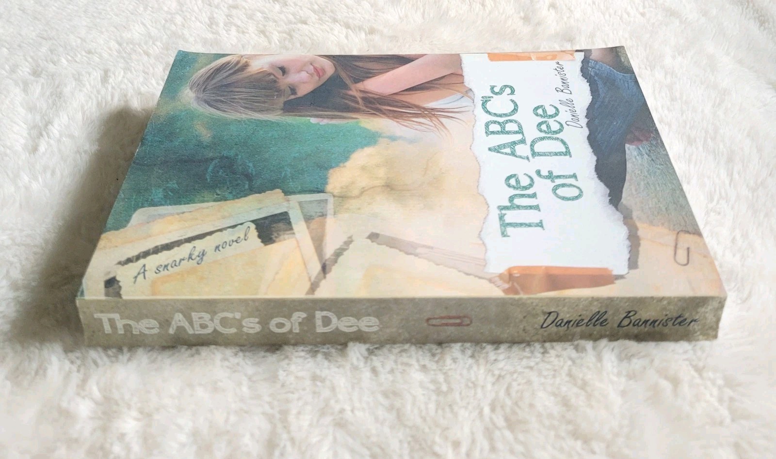 ABCs Of Dee Bannister – A Bet To Date 26 Men In 1 Year Funny Romance SIGNED