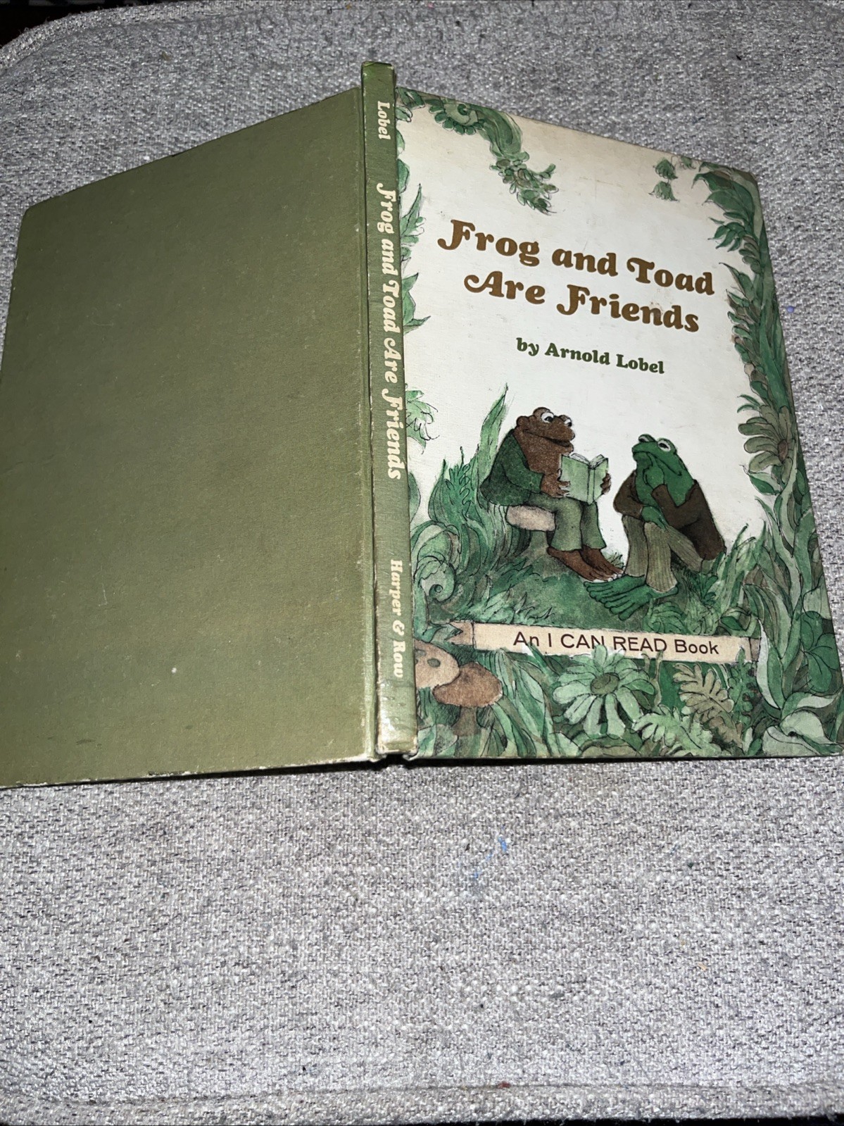 Frog and Toad Are Friends by Arnold Lobel (1970, Hardcover)