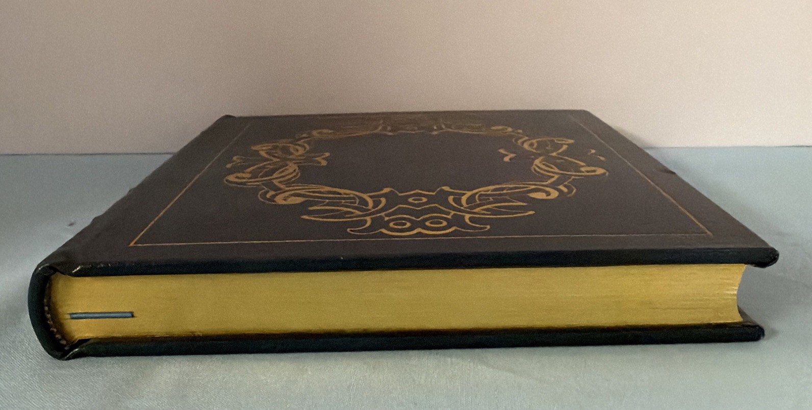 Easton Press THE STRANGER Albert Camus 1993 GREAT BOOKS 20th CENTURY Illustrated