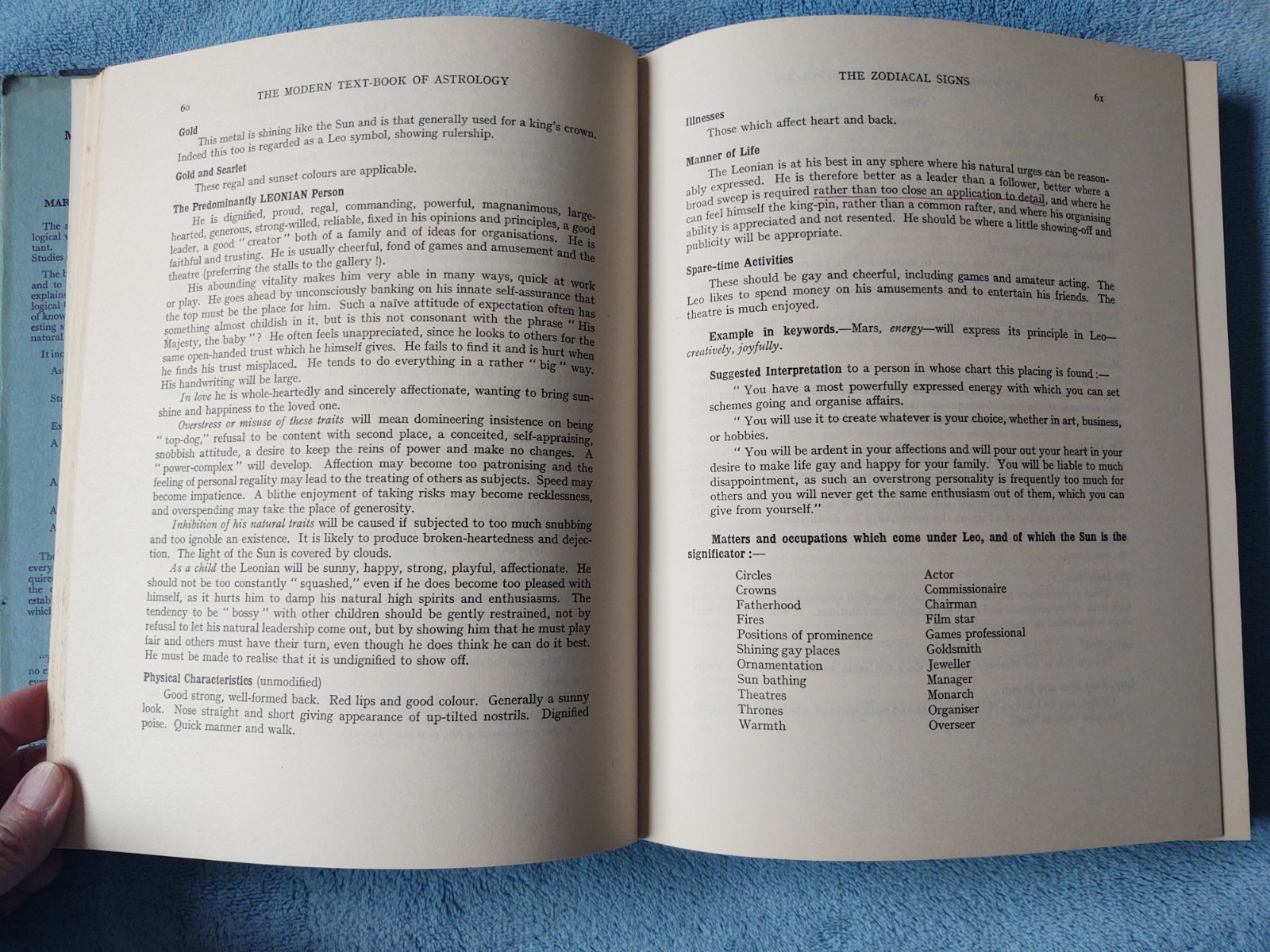 THE MODERN TEXT-BOOK OF ASTROLOGY by Margaret E. Hone 1968 vg