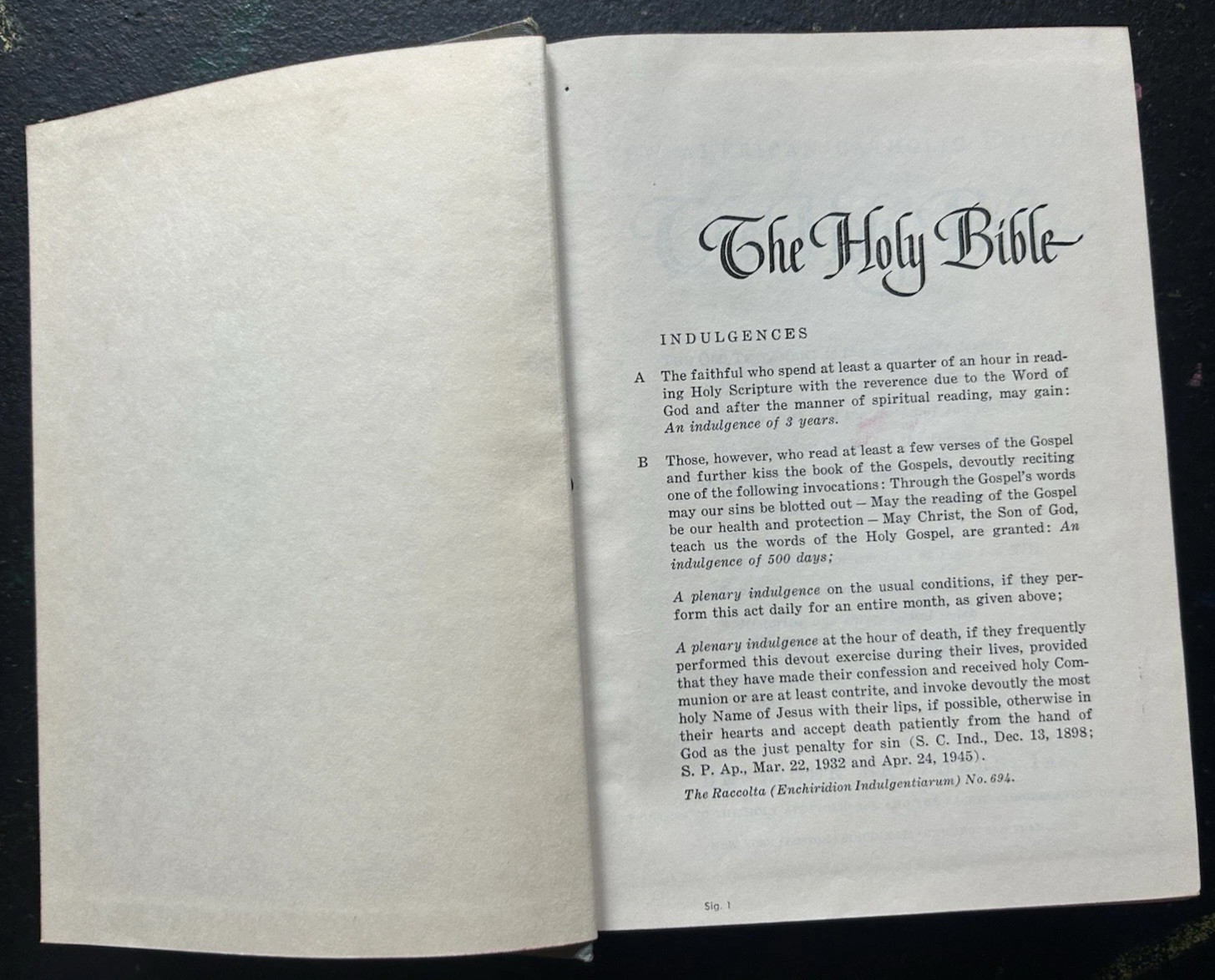 Vtg. Benzinger Brothers, New American Catholic Holy Bible, Confraternity Version