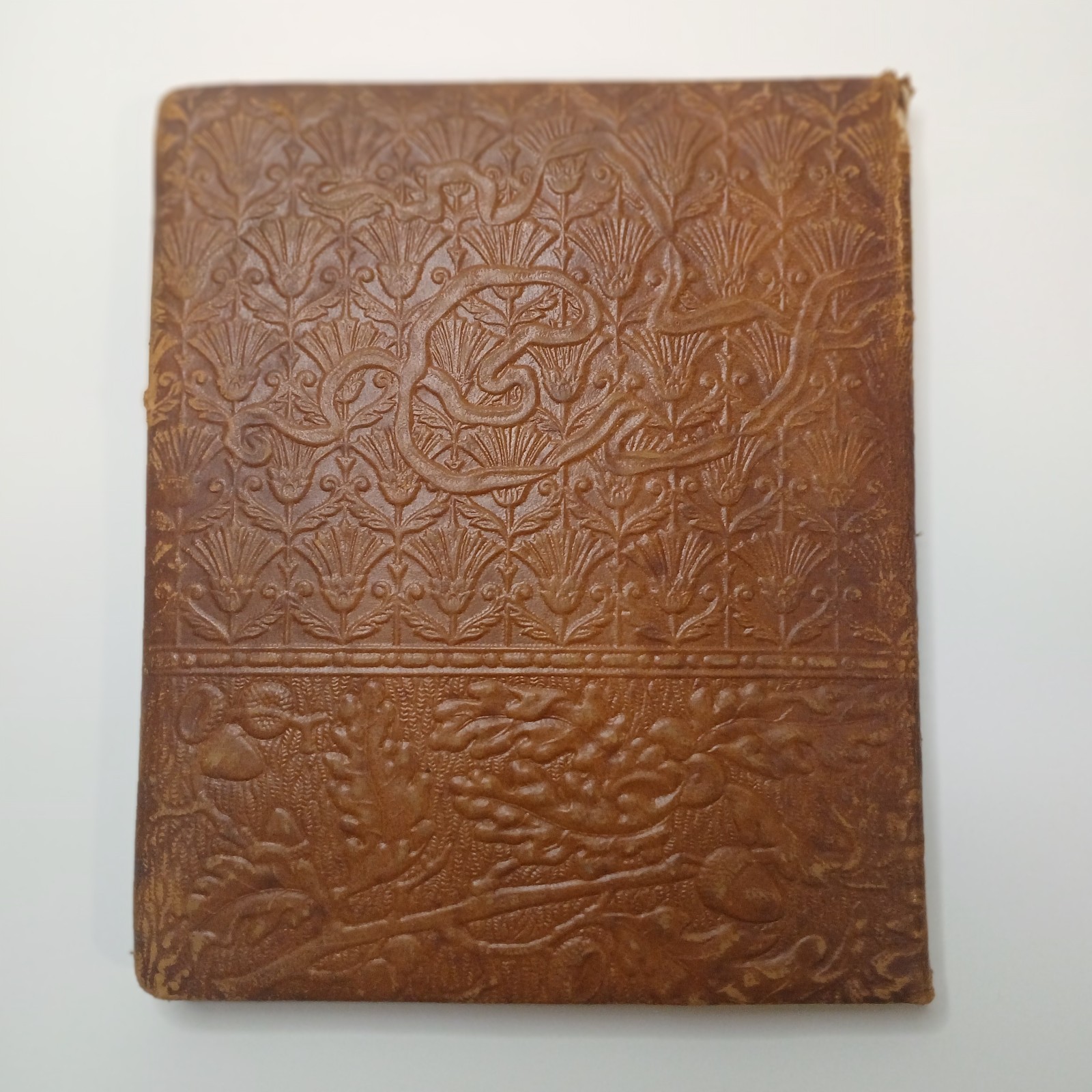 Beauties of tennyson antique collectable leather book 1885 embossed gold leaf
