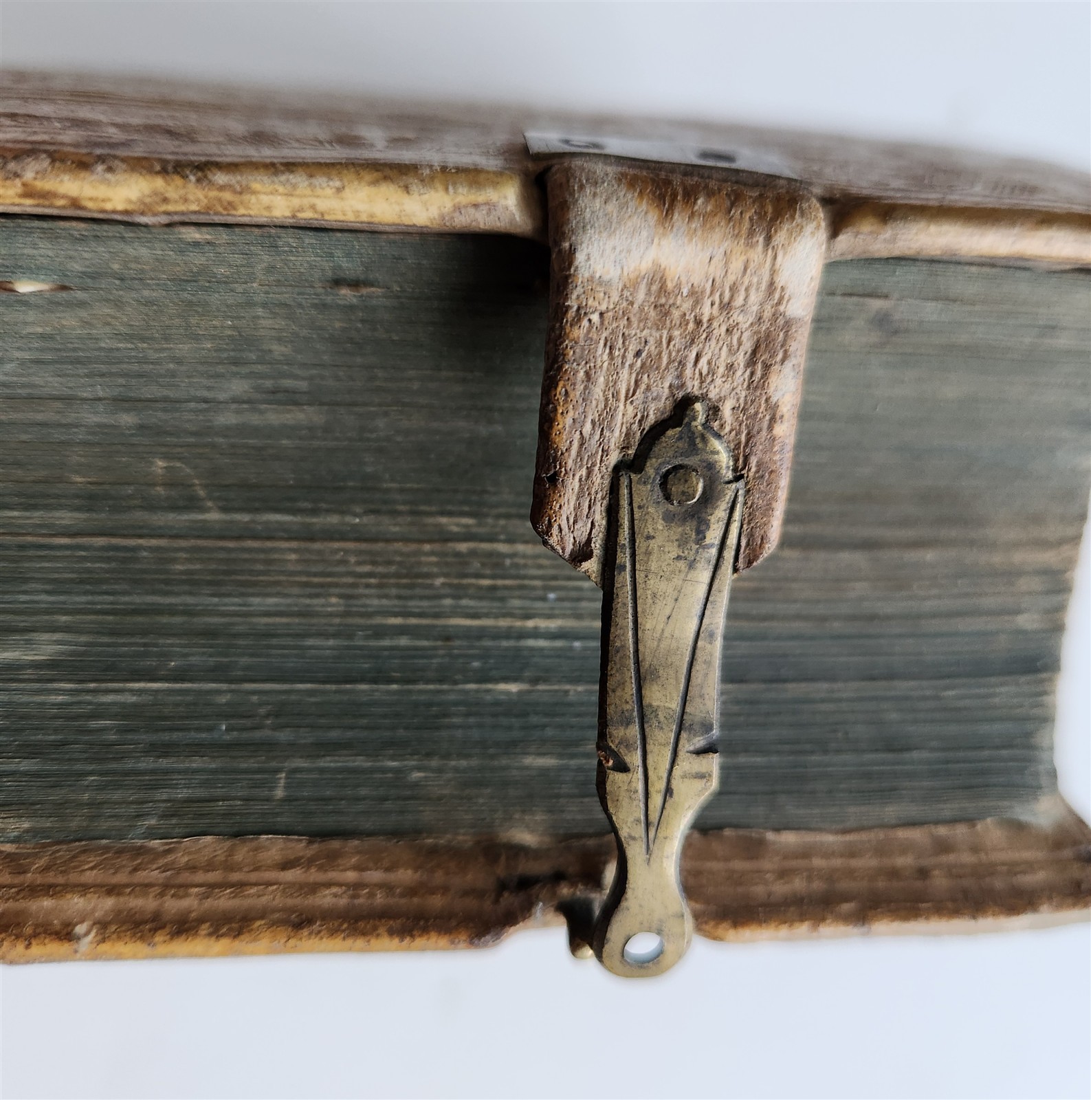 1664 COUNCIL OF TRENT antique decorative PIGSKIN over WOOD BINDING w/ CLASPS