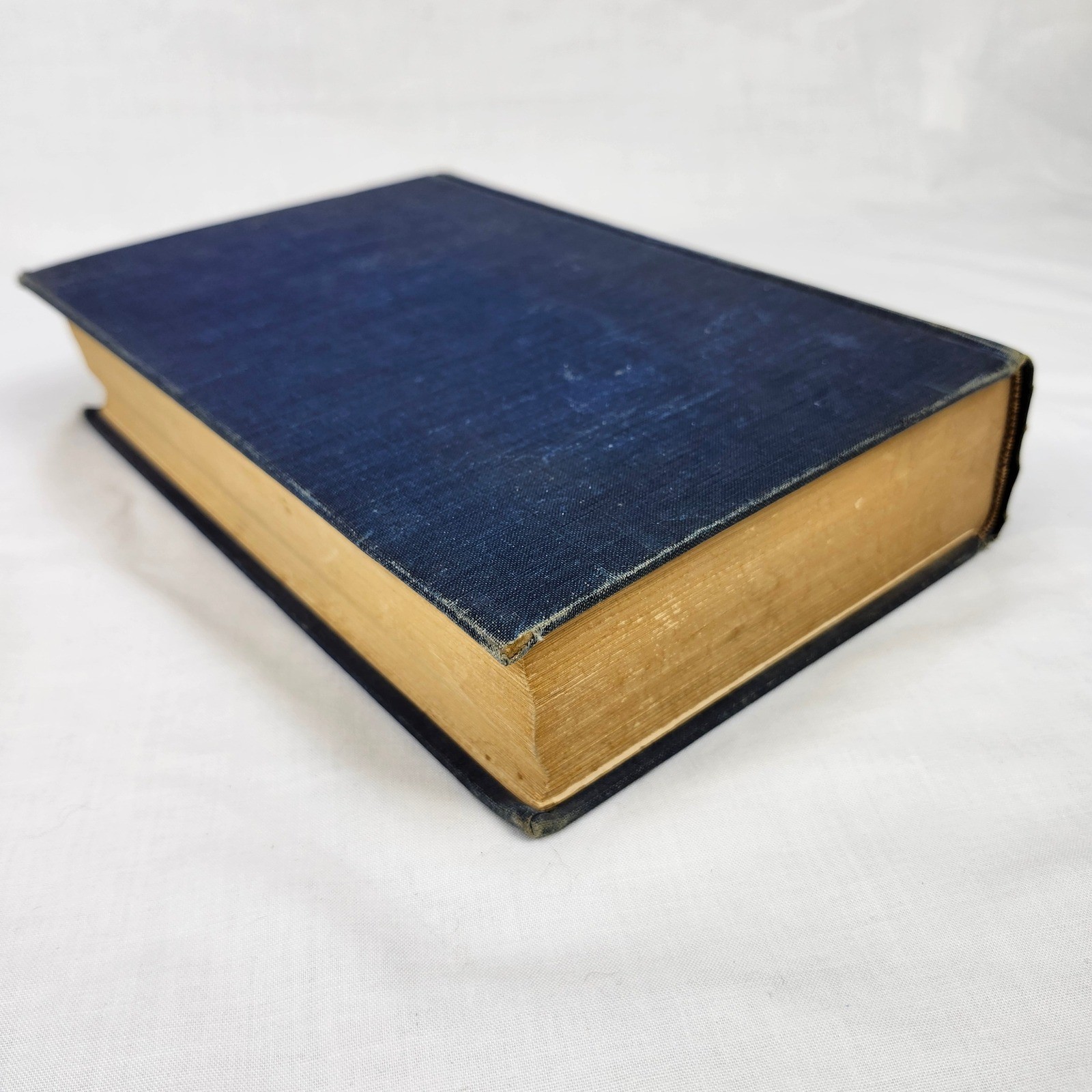 McGraw-Hill Electronic and Radio Engineering Frederick Terman 4th Ed 1955 Blue