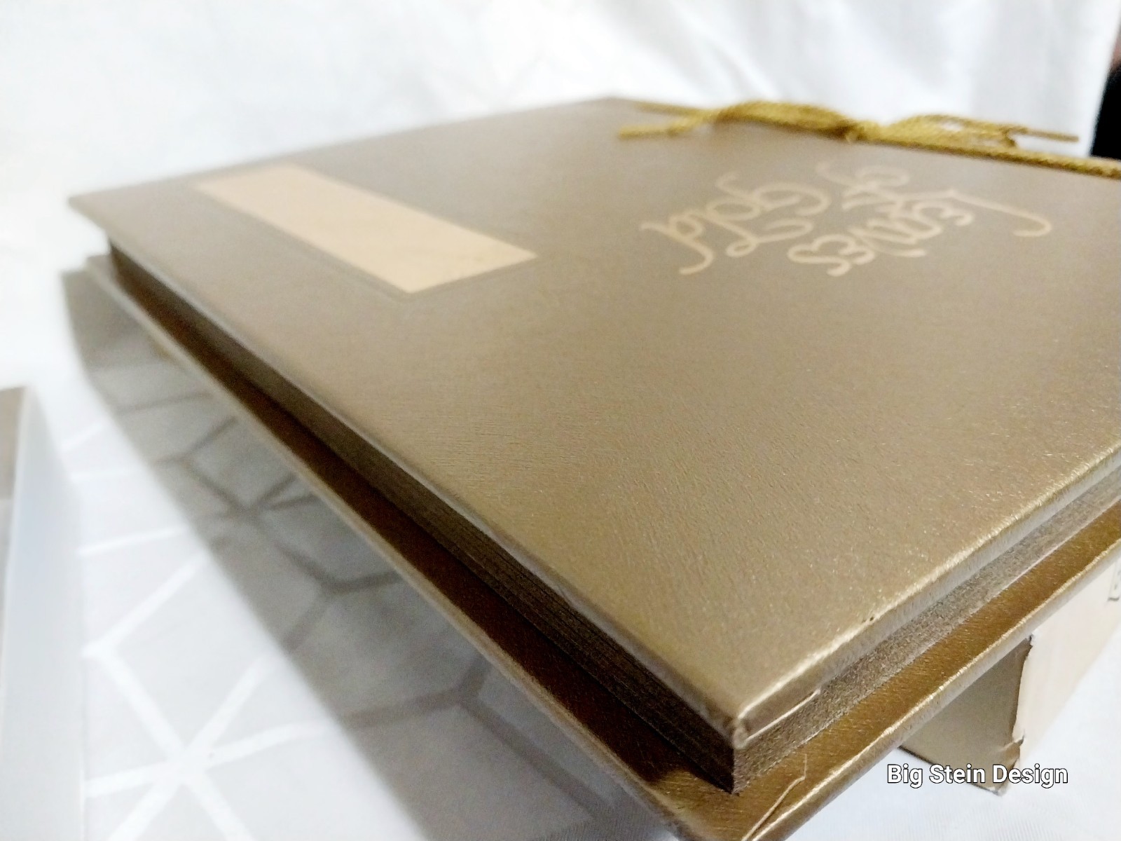 “Leaves Of Gold” Book Gold Edition In Box Beautiful 1948