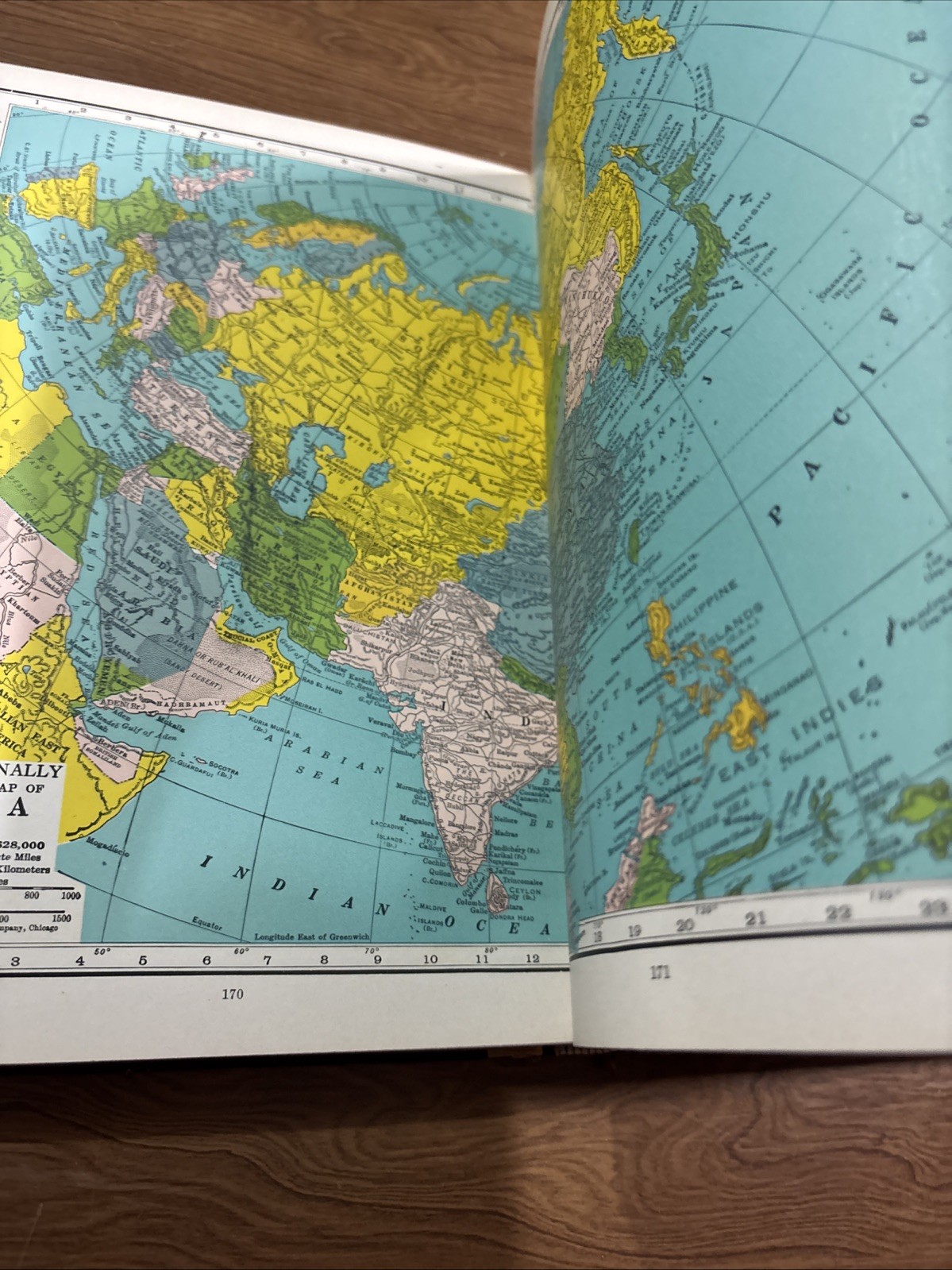 Vtg Leather World Atlas 1943 Rand McNally & CO WAR ZONES Maps WWII VERY RARE MCM