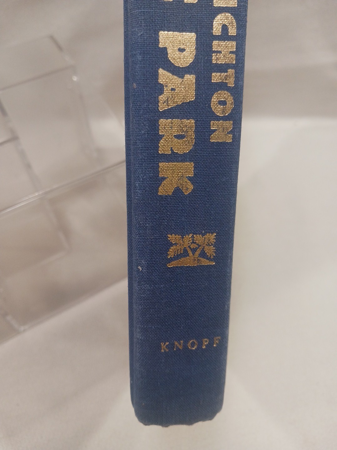 Jurassic Park Michael Crichton First Edition 9th Printing HARDCOVER Ex-library
