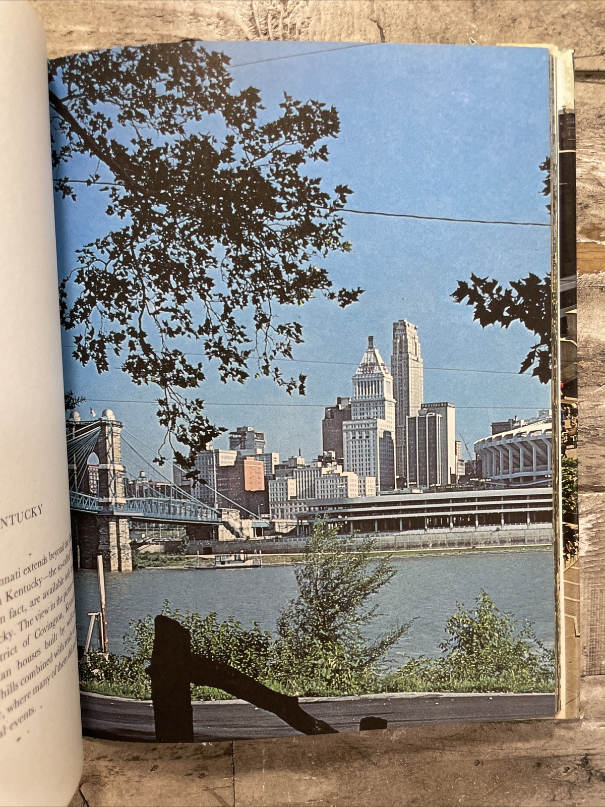 1979 Vintage State History/Photos “Cincinnati in Color” Illustrated