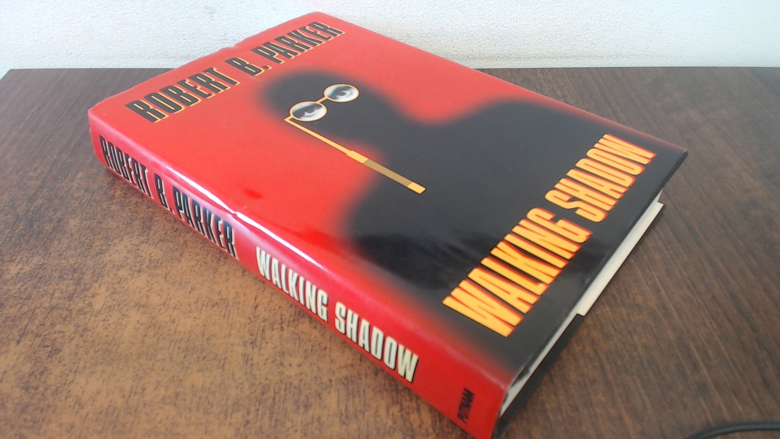 Walking Shadow (1st Edition), Parker, Robert B., Putnam Pub Group