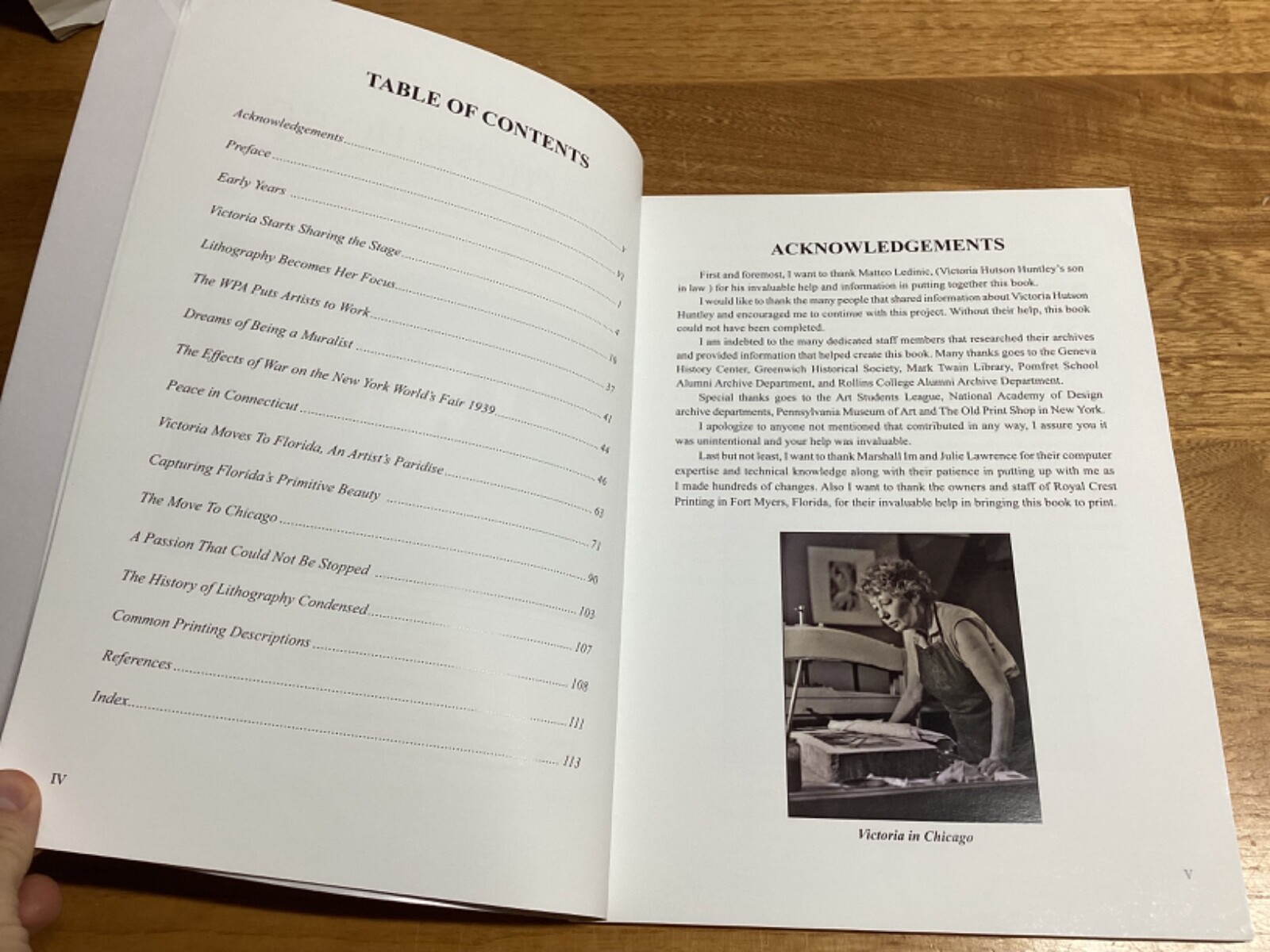 2019 1st Printing Victoria Hutson Huntley – Florida Art & Life’s Work