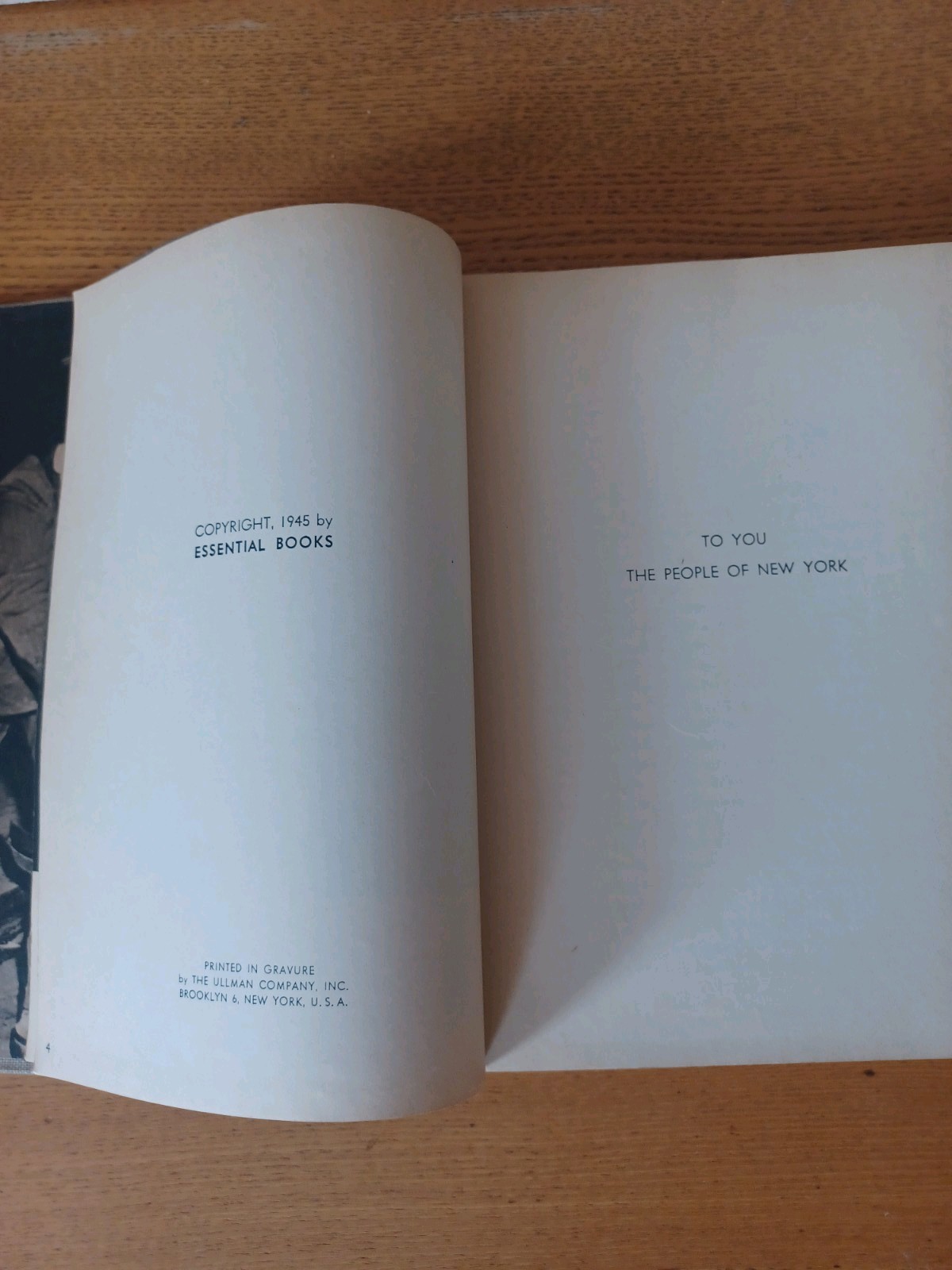 Weegee Naked City Original 1945 FIRST Print Textured Cloth HC Gravure New York