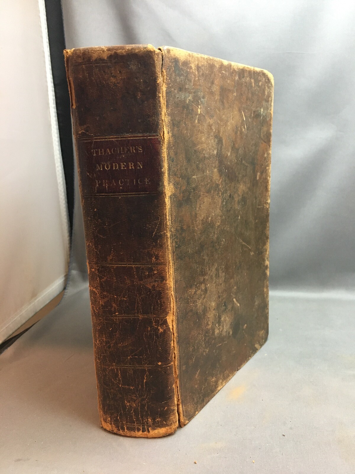 AMERICAN MODERN PRACTICE (1817) by JAMES THACHER