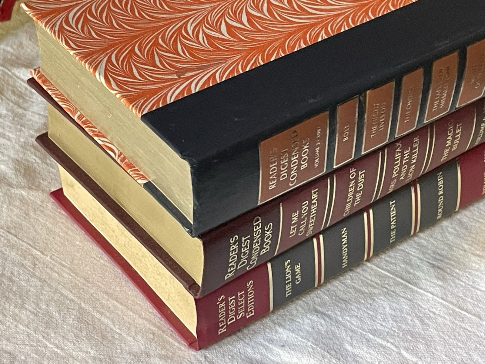 Readers Digest Book Lot Of 6, Multicolor Staging Decor Displayed HC Colorful Vtg