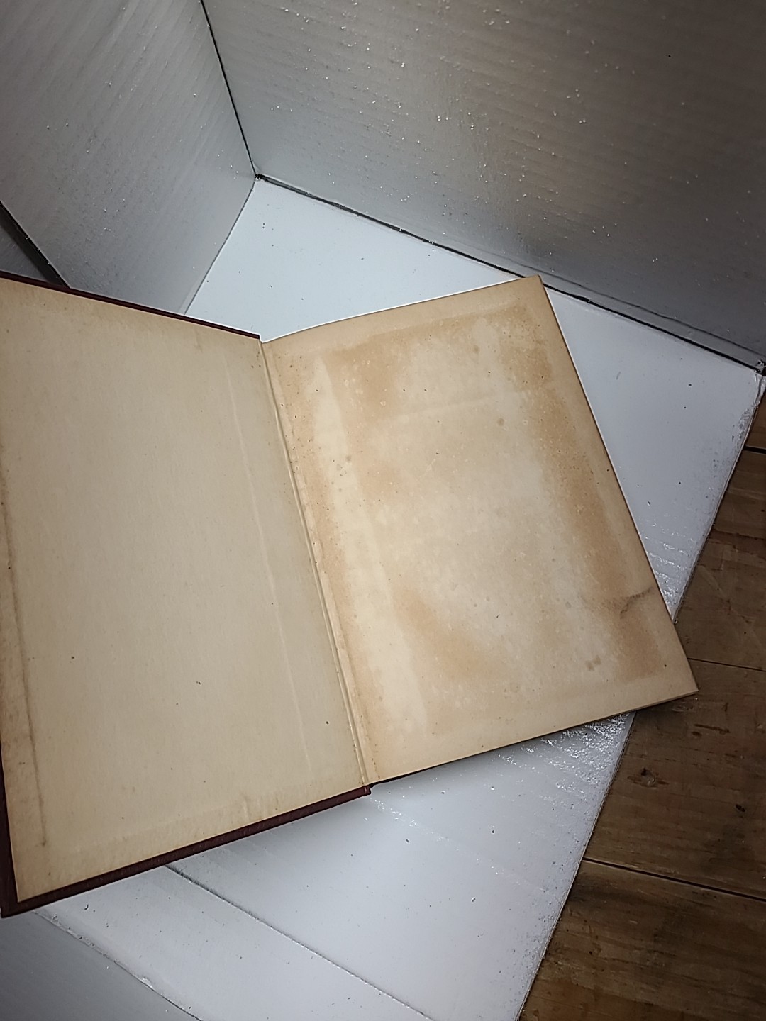 Eric Ambler: A Coffin for Dimitrios. Vintage. New York. Alfred A. Knopf.