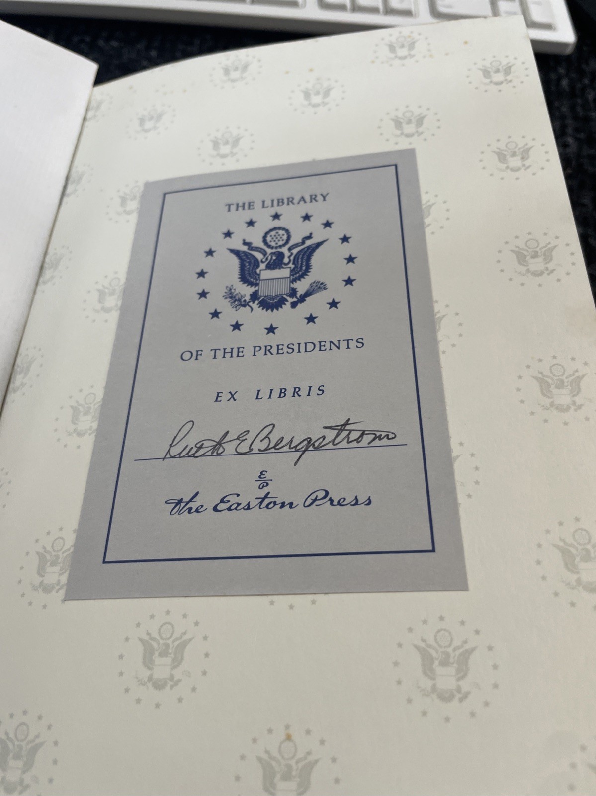1988 Limited Edition Signed Easton Press The Memoirs of Richard Nixon Leather HC