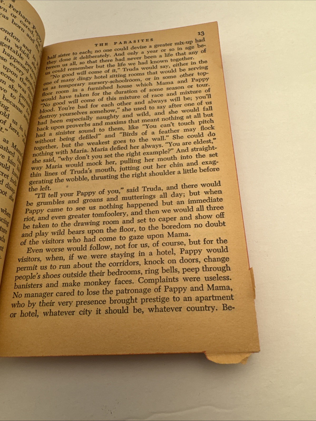THE PARASITES by Daphne Du Maurier Pocket Books 1965 Pocket Cardinal Ed
