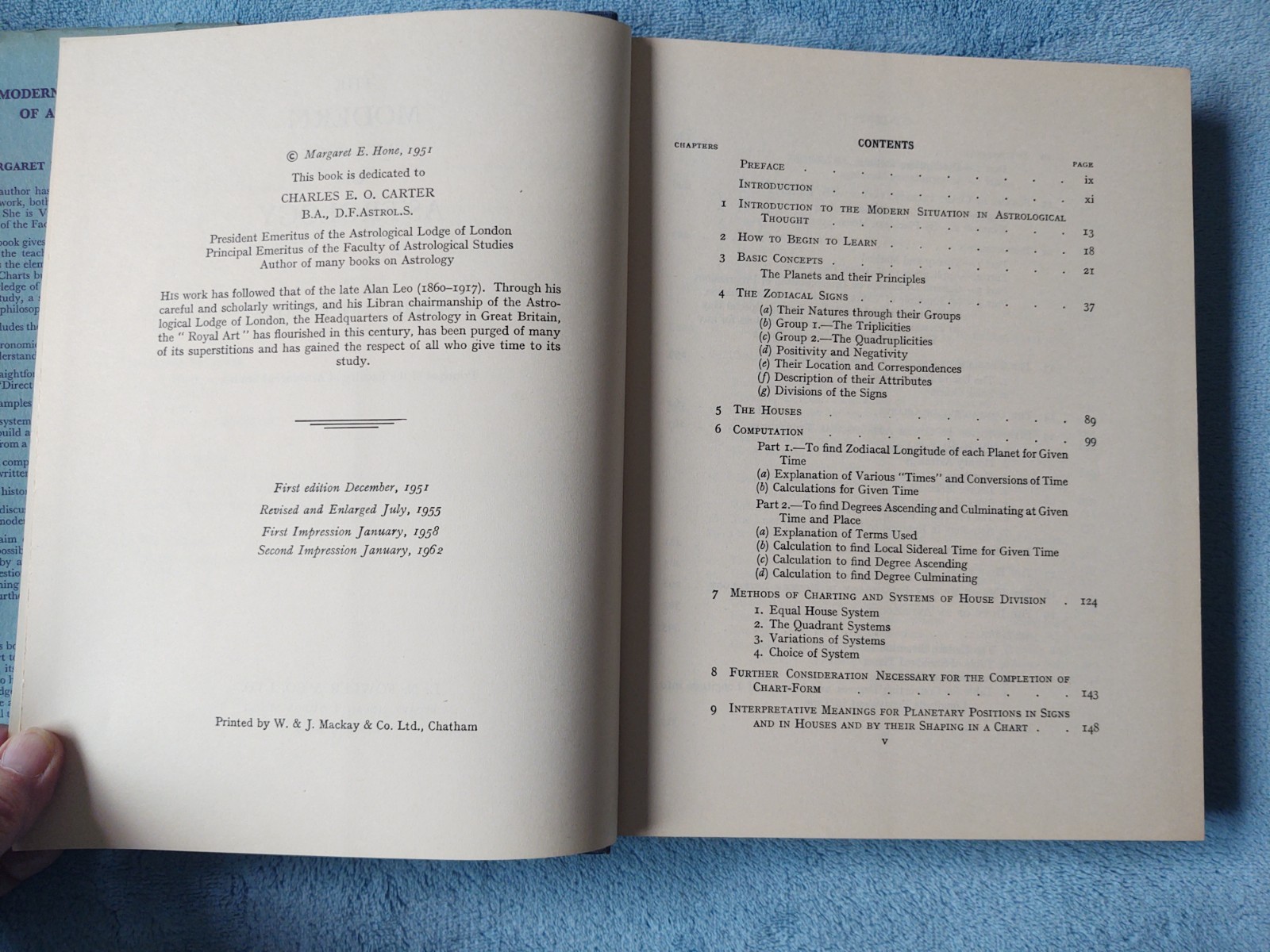 THE MODERN TEXT-BOOK OF ASTROLOGY by Margaret E. Hone 1968 vg