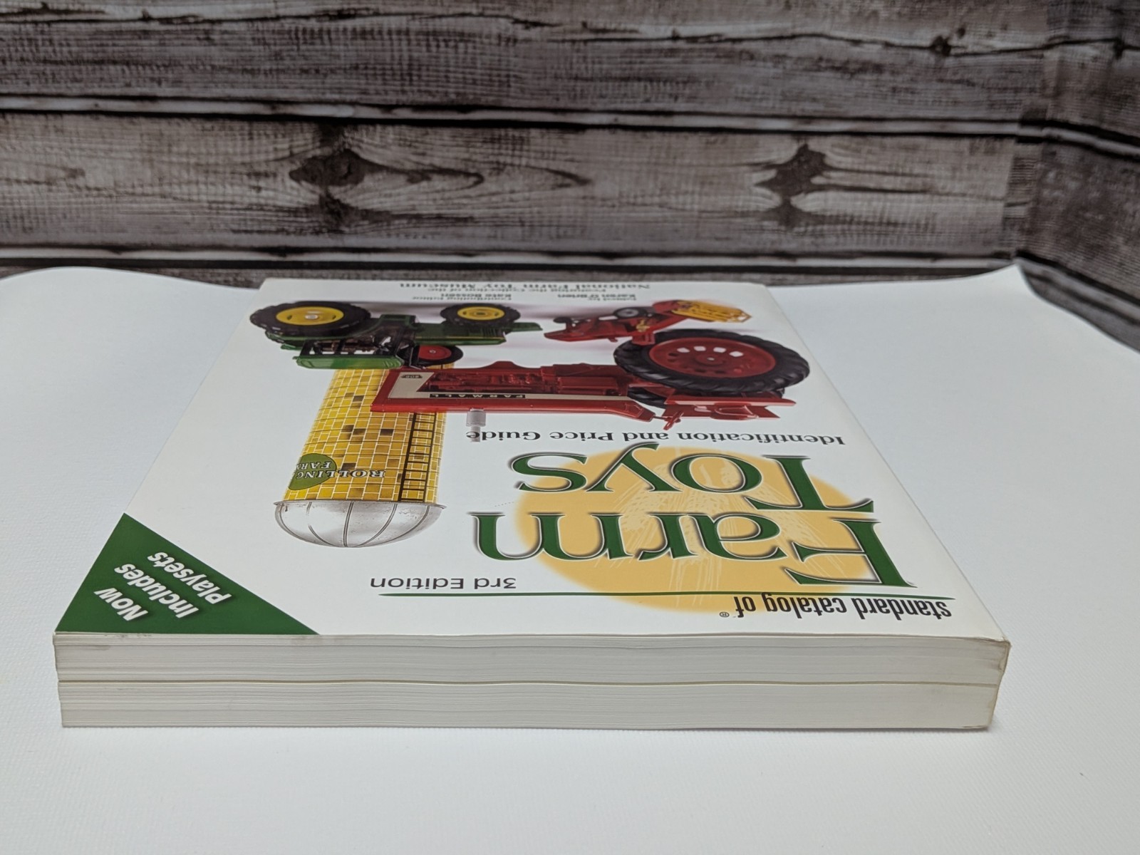 Standard Catalog Of Farm Toys 3rd Edition Book Karen O’Brien ID Guide