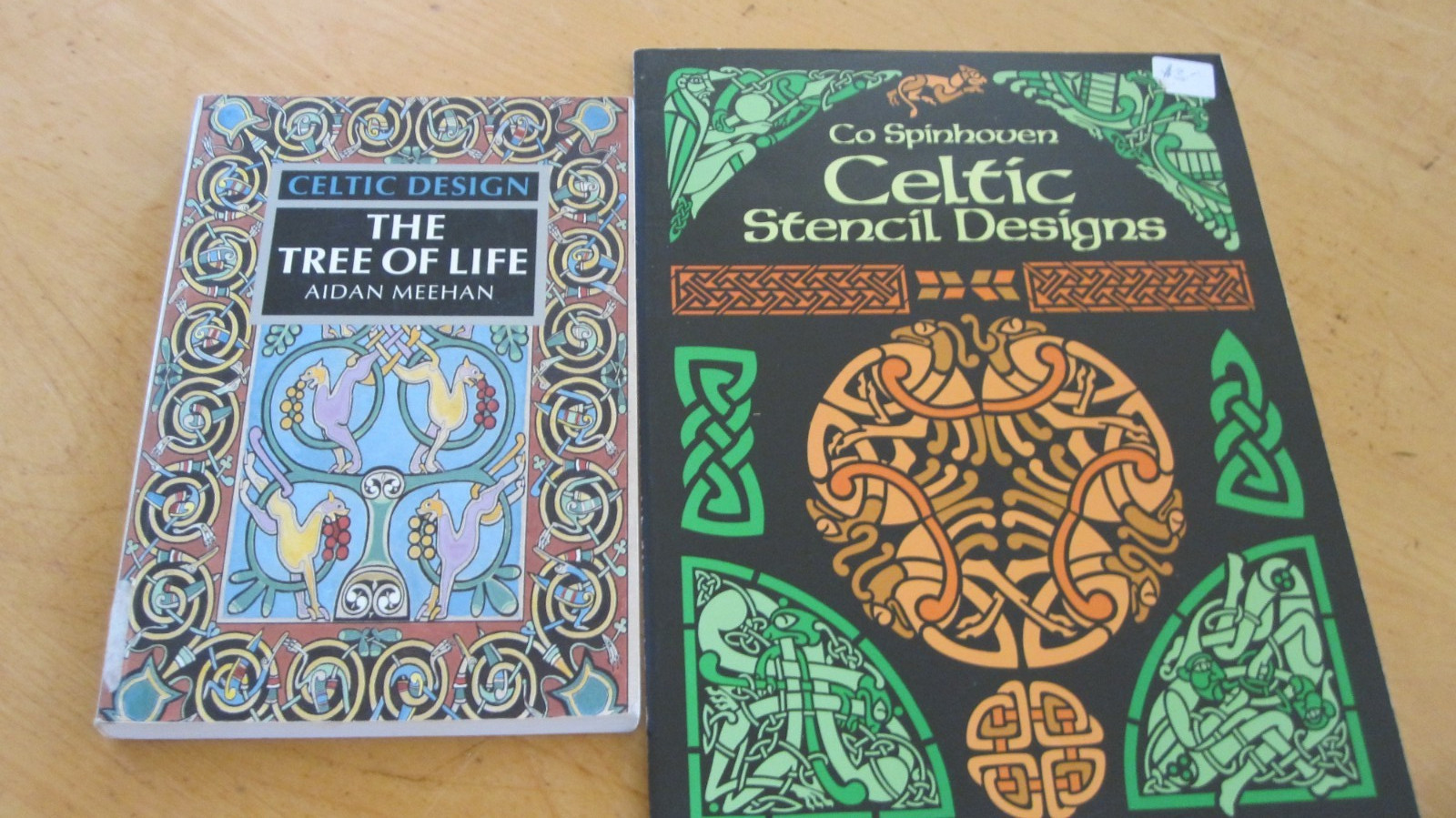 LOT OF 2 ON CELTIC DESIGN STENCILS 1990 & TREE OF LIFE MEEHAN 1995 1ST EDITION