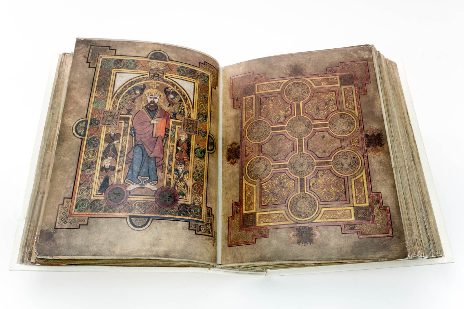 Book of Kells 800 AD Kell’s Manuscript Facsimile Full-size Color Reproduction