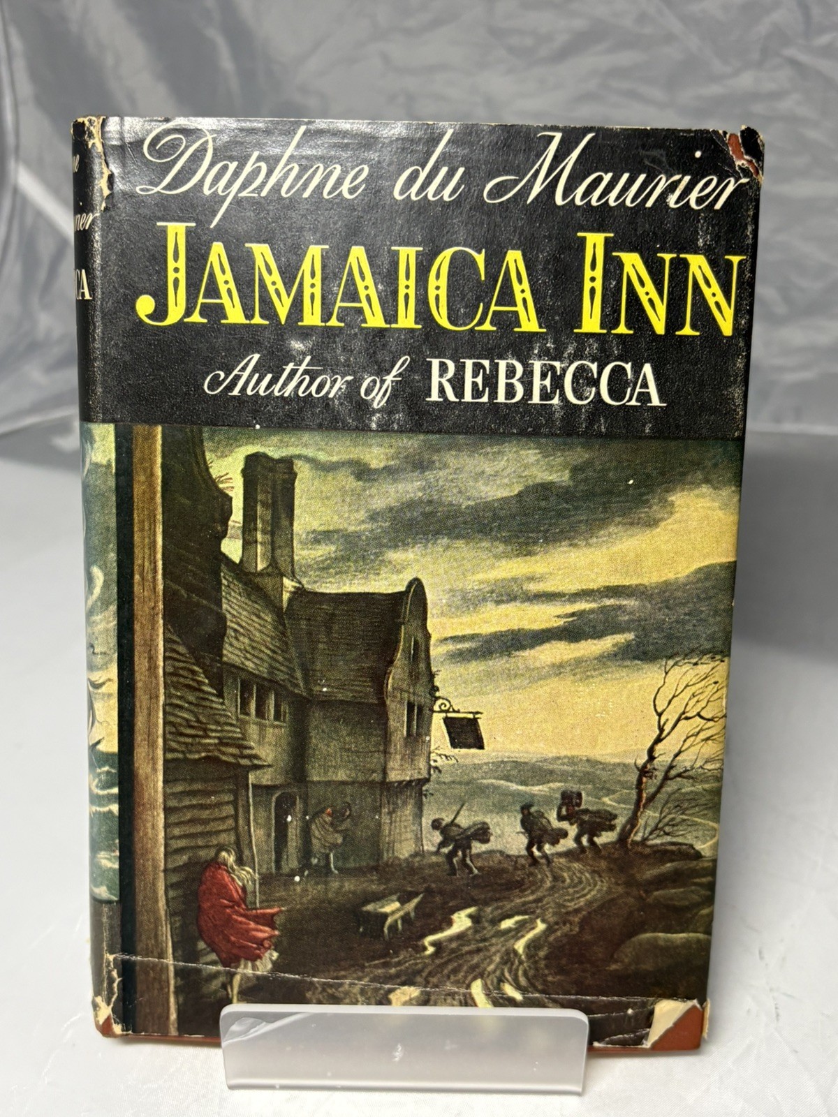 Vintage Antique 1942 JAMAICA INN by Daphne du Maurier Hardcover Book w/ DJ