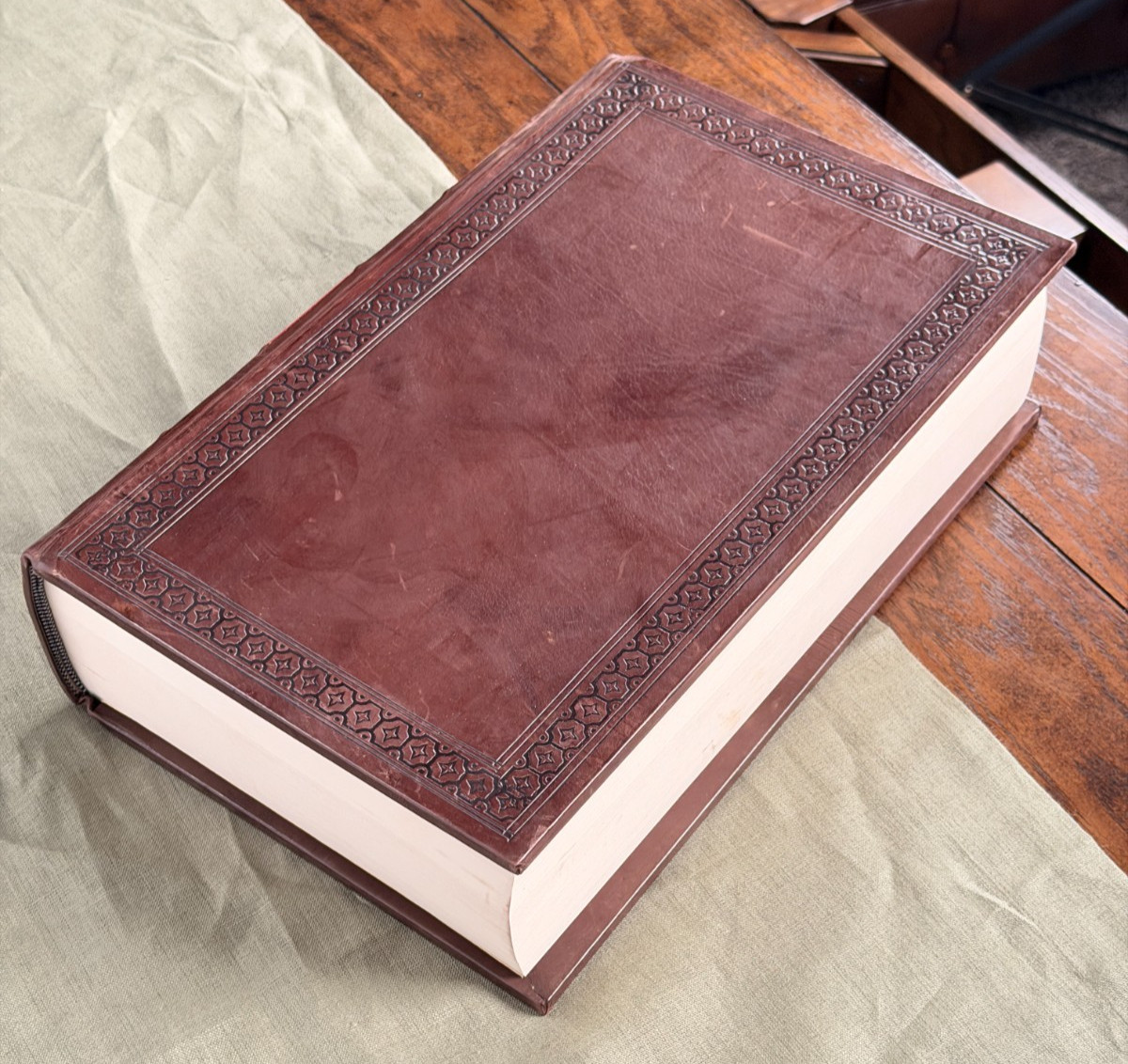 1549 Matthew’s Tyndale Bible Facsimile Leather Gibbor Edition w/ Original Leaf