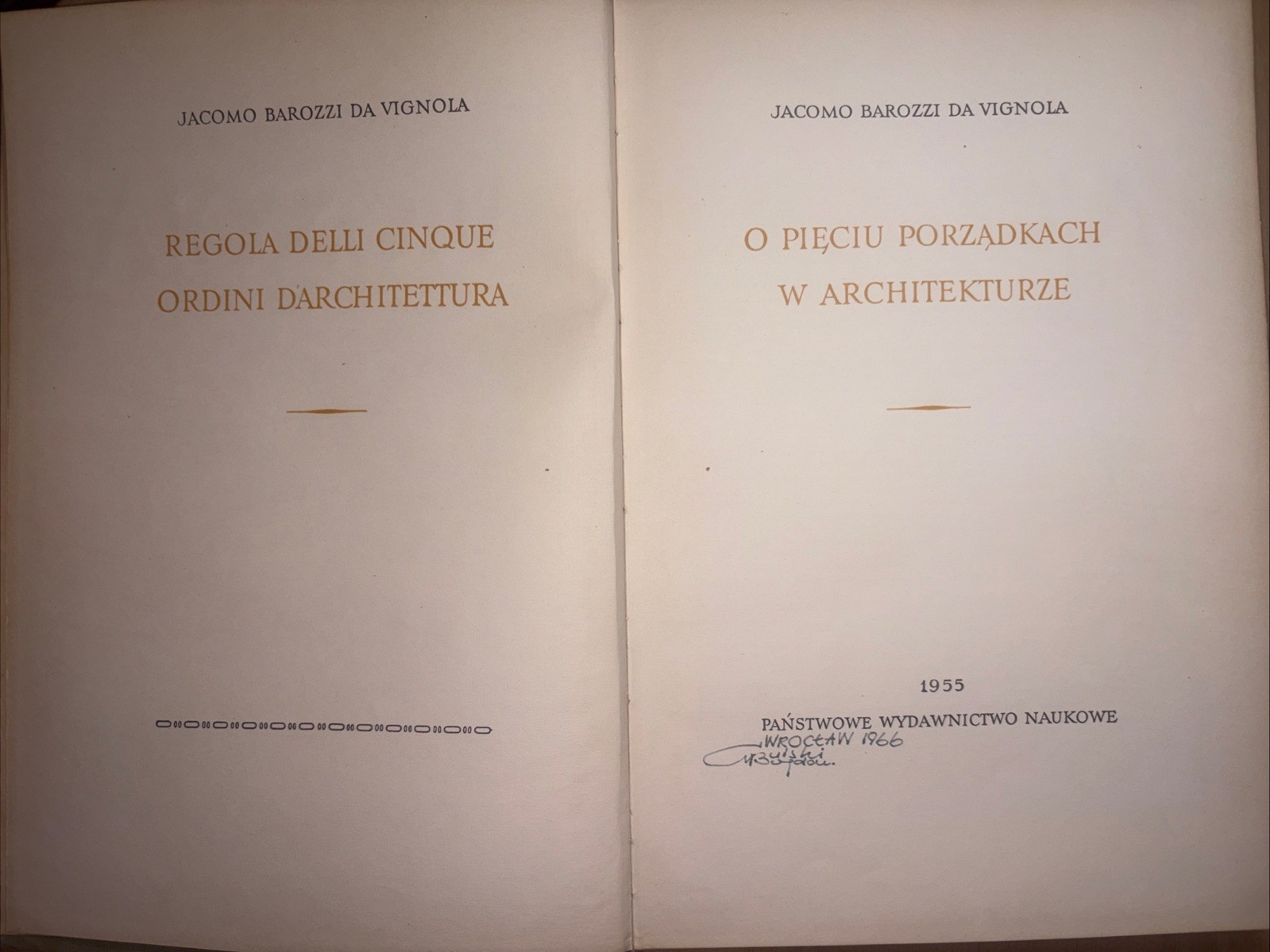 Vignola O Pięciu Porządkach w Architekturze 1955 Polish HC Architecture Vignola