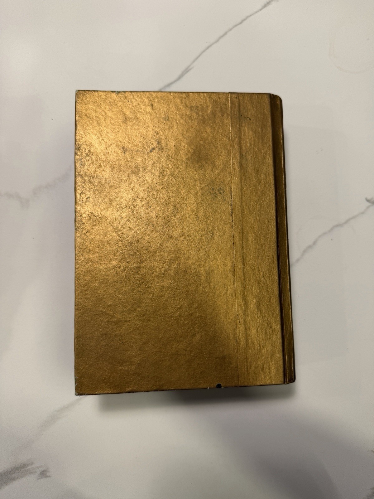 Vintage Readers Digest Condensed Books: 1982 Volumes 1, Gold.