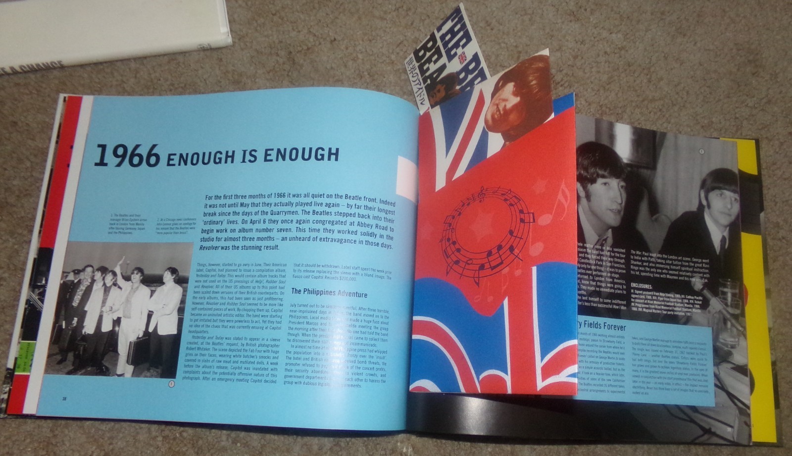 Treasures Of The Beatles Box Set Illustrated Book & Facsimiles Rare Memorabilia