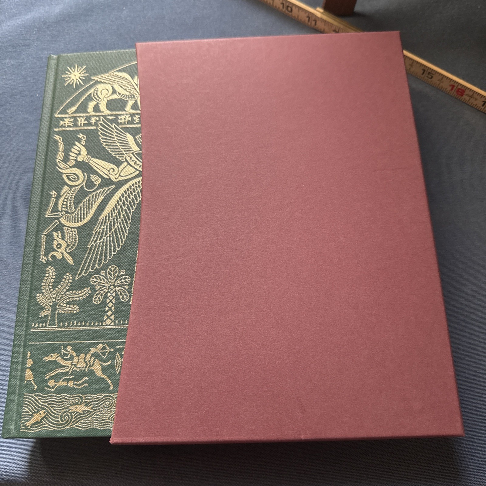 The Babylonians H. W. F. Saggs Folio Society Edition 1999 Pigott Maps