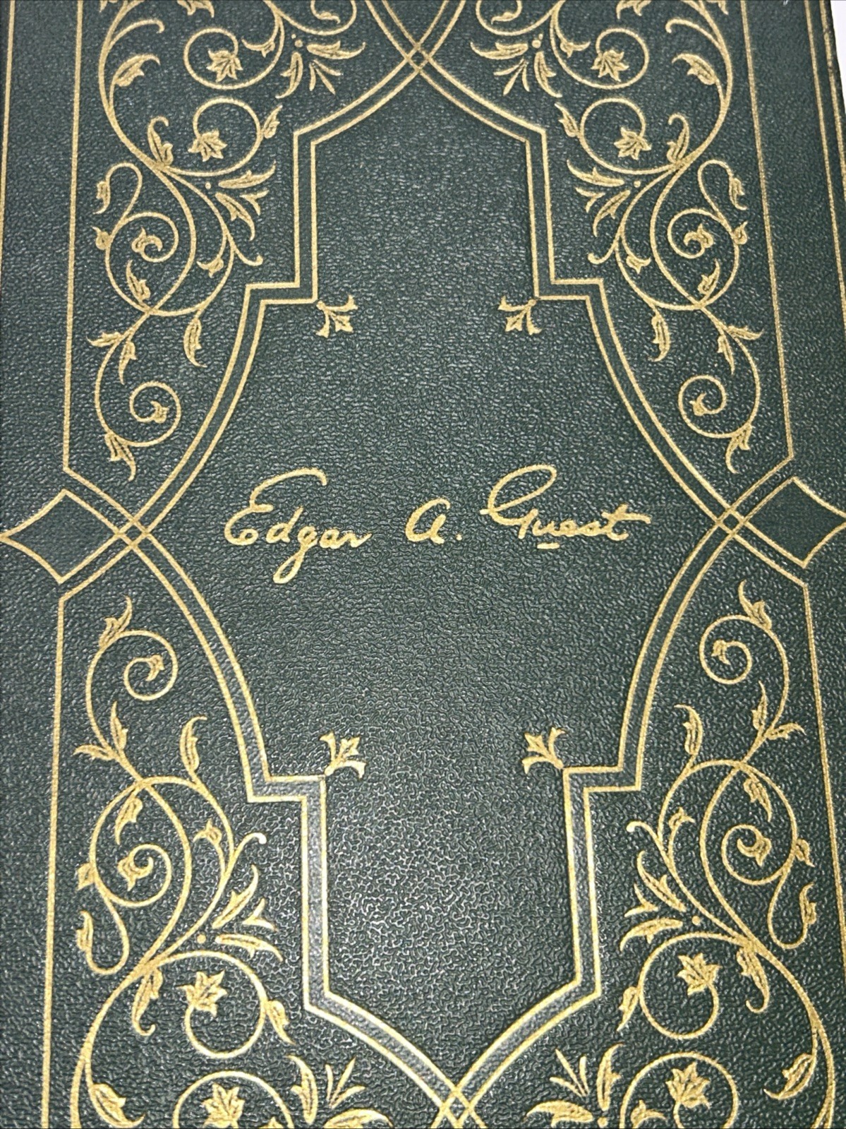 COLLECTED VERSE OF EDGAR A GUEST 1941 6th edition Hard Cover Vintage Good Green