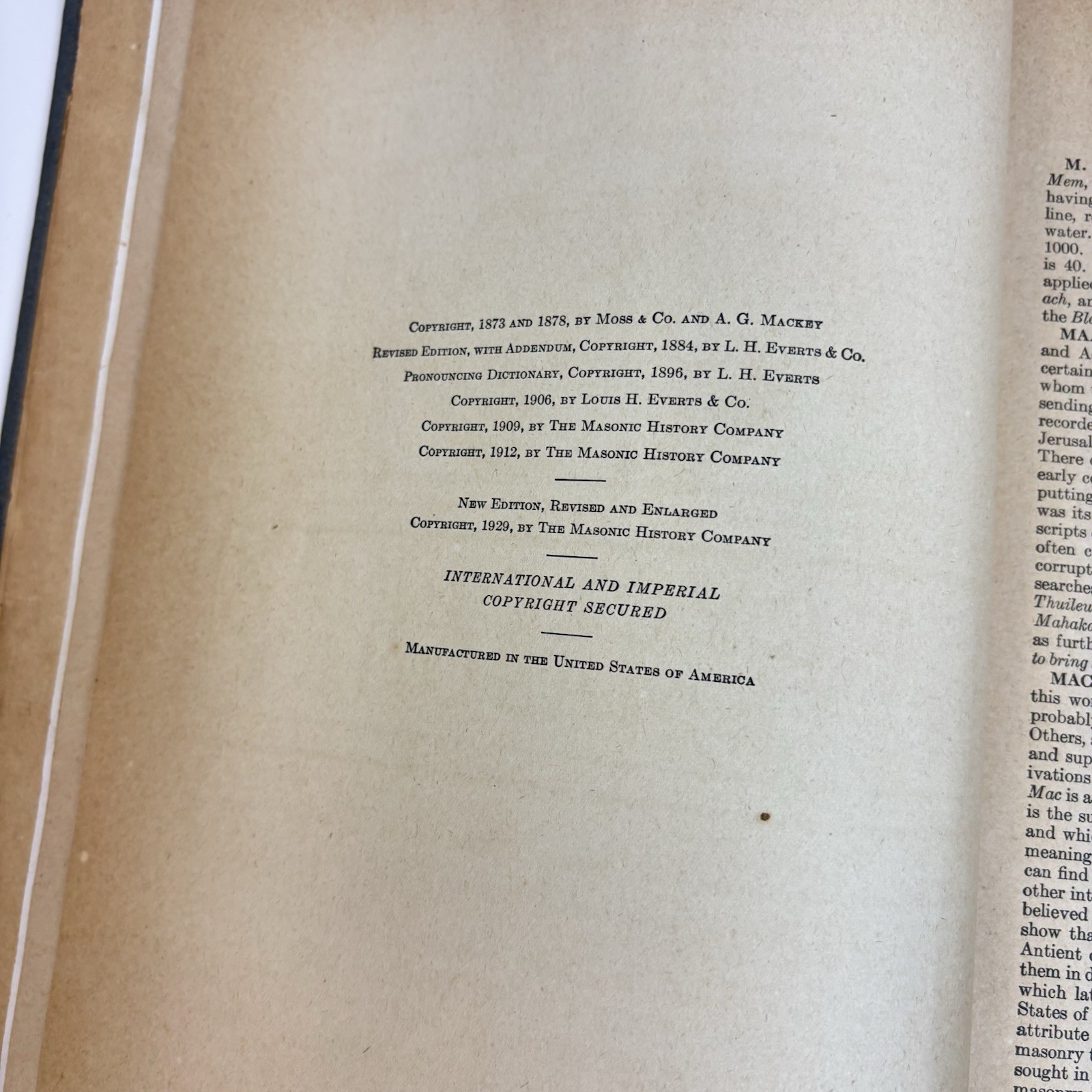 Mackey’s Revised Encyclopedia of Freemasonry Volume II M-Z 1929 HC Rare 1O