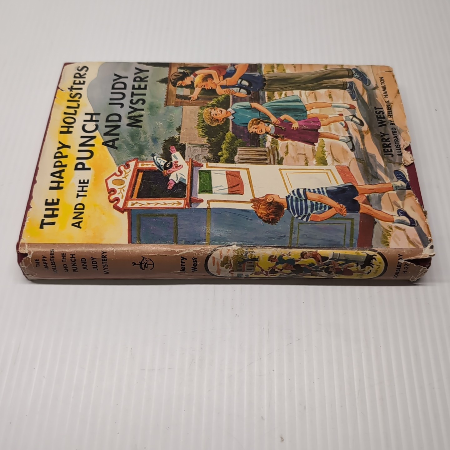 The Happy Hollisters and the Punch and Judy Mystery Hardcover – Dust Jacket 1964