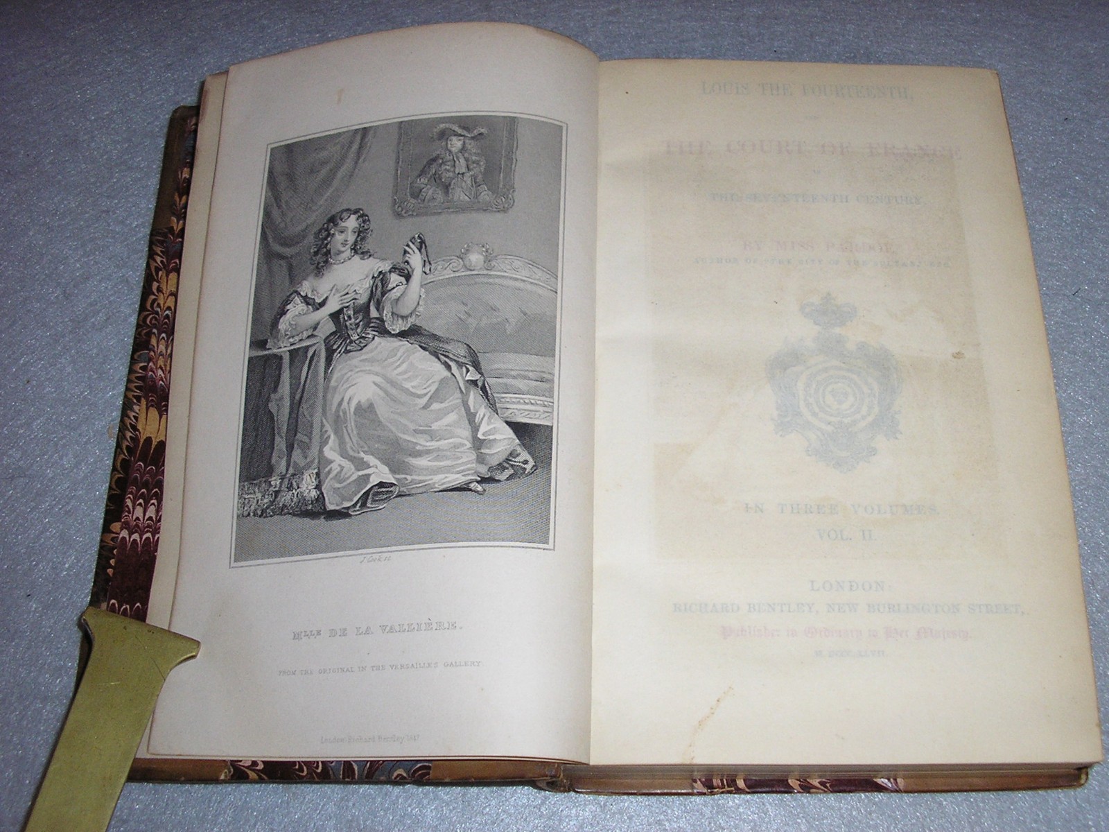 Antique France History Books Life of Louis XIV Pardoe Illustrated Leather 1847