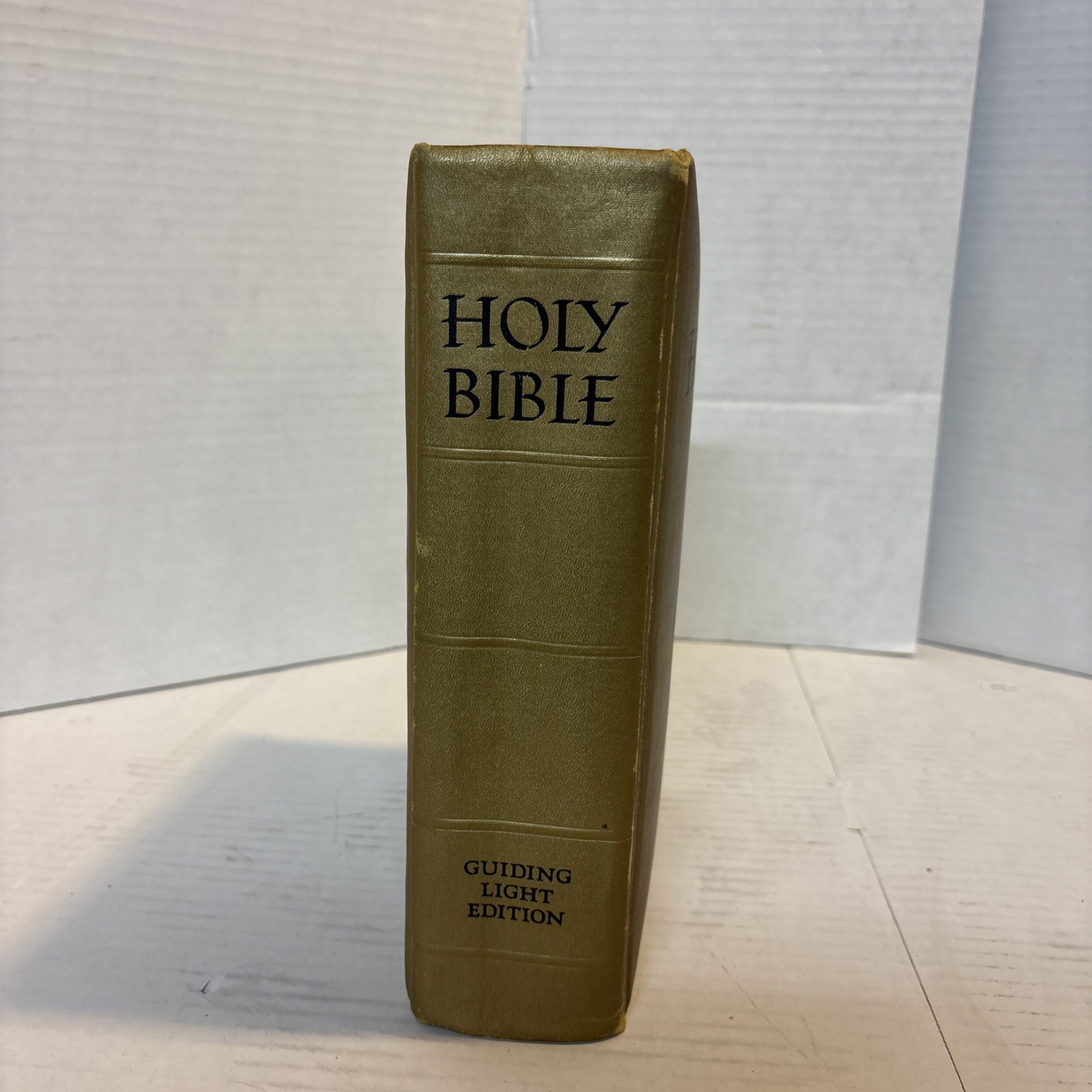 King James Holy Bible / 1956, Good Counsel Publishing Co./