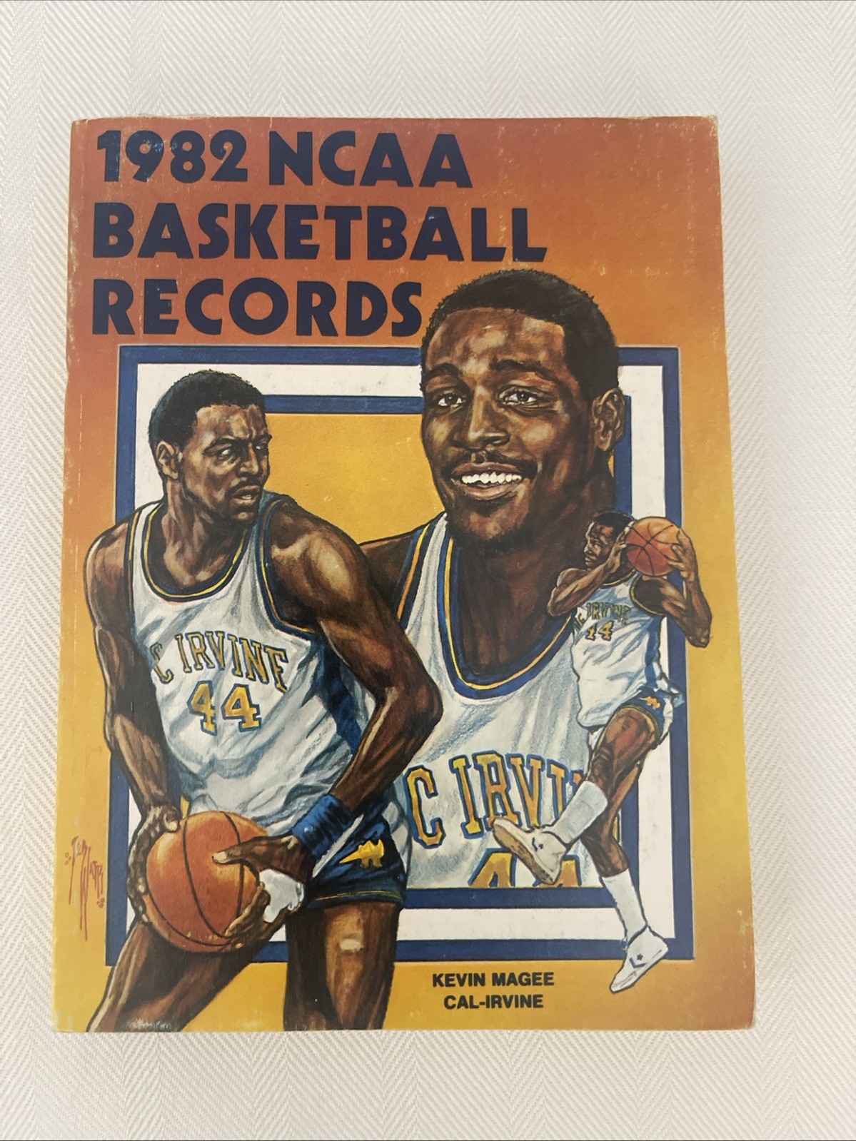 1982 NCAA BASKETBALL RECORDS-KEVIN MAGEE COVER Softcover Book 320 Pages