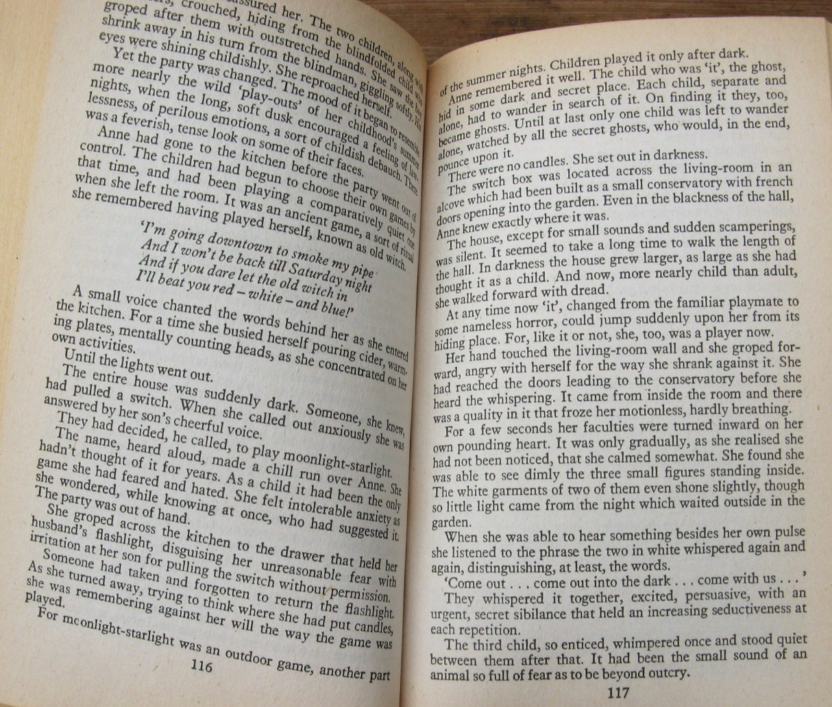 1963 6 and the Silent / 1977 When Evil Wakes- Horror Sci Fi philip k dick