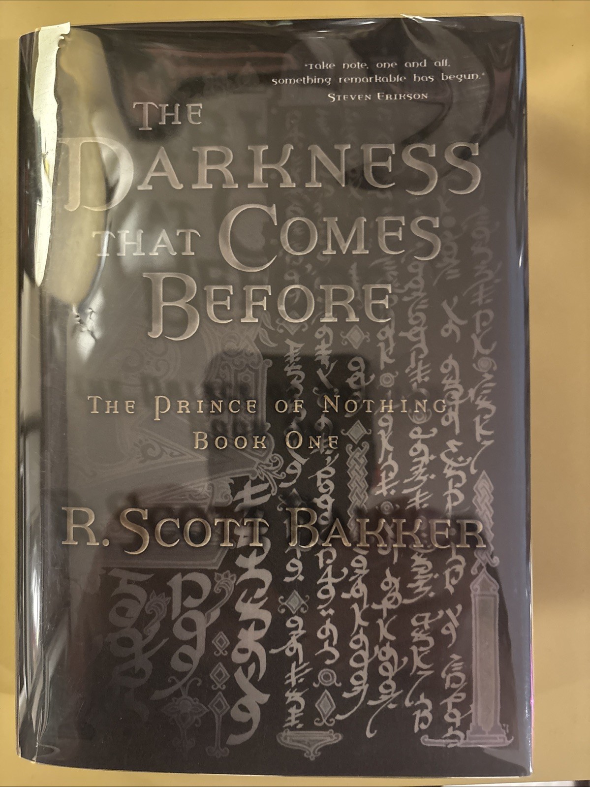 The Darkness That Comes Before. R. Scott Bakker Signed 1st/1st Penquin Canada