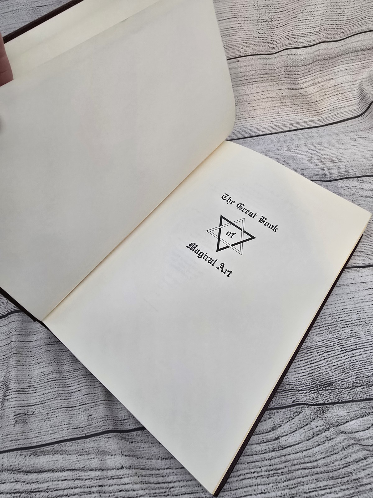 The Great Book of Magical Art, Hindu Magic & Indian Occultism L.W. de Laurence