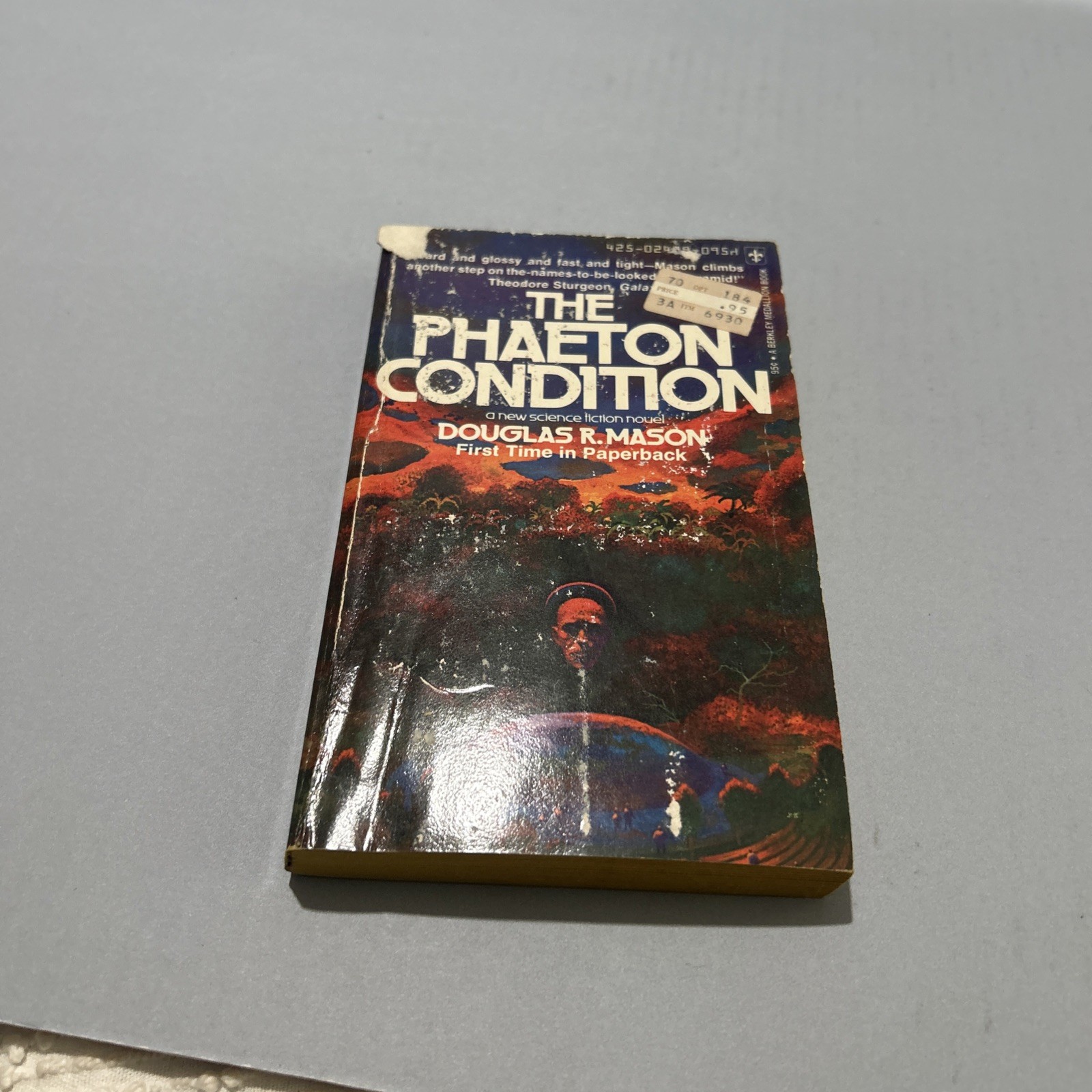 Lot Of 10 Vintage Sci Fi / Fantasy Paperback Books
