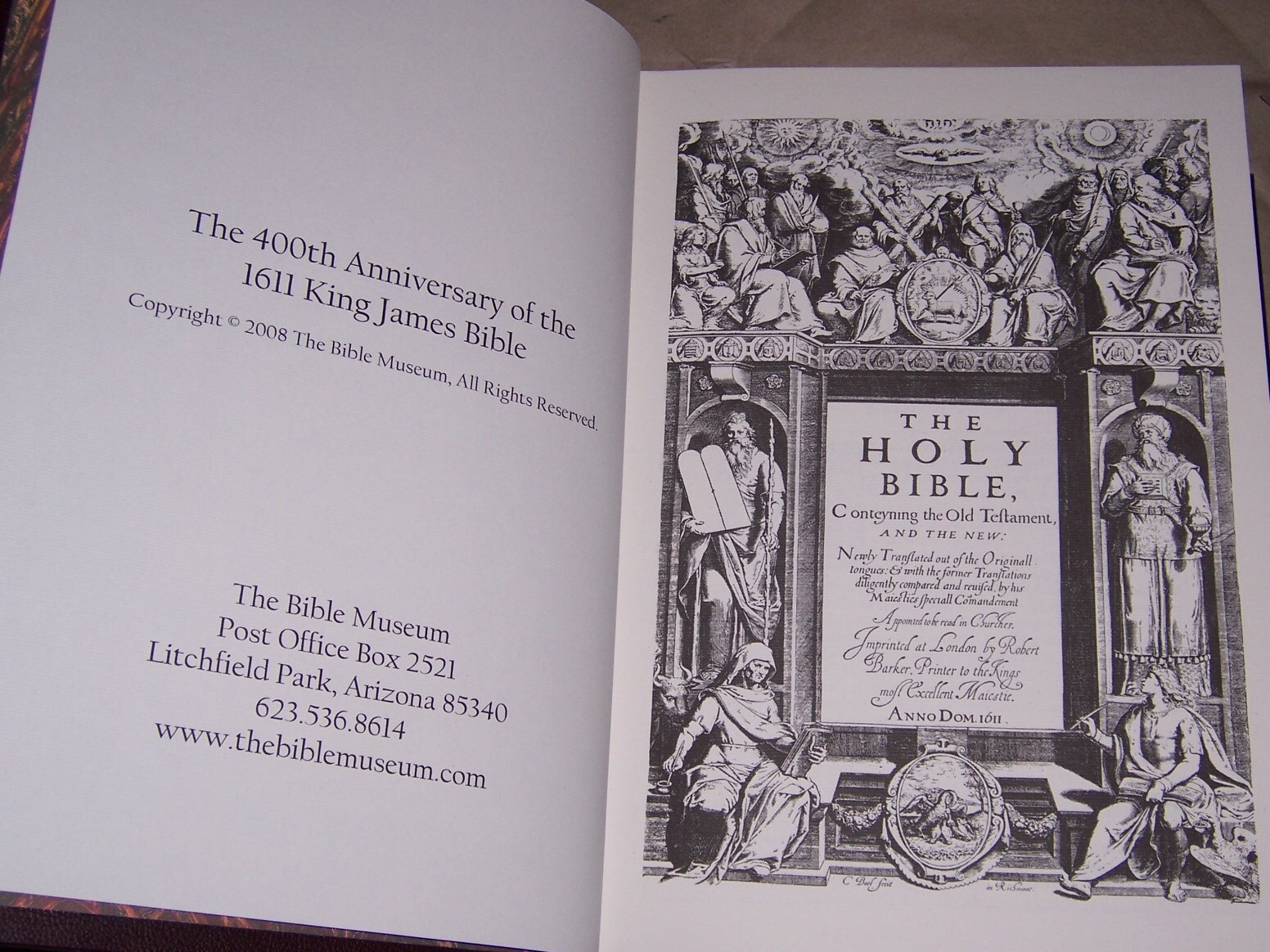 Bible Museum 400th anniversary Ed. HOLY BIBLE 1611 King James Edition replica