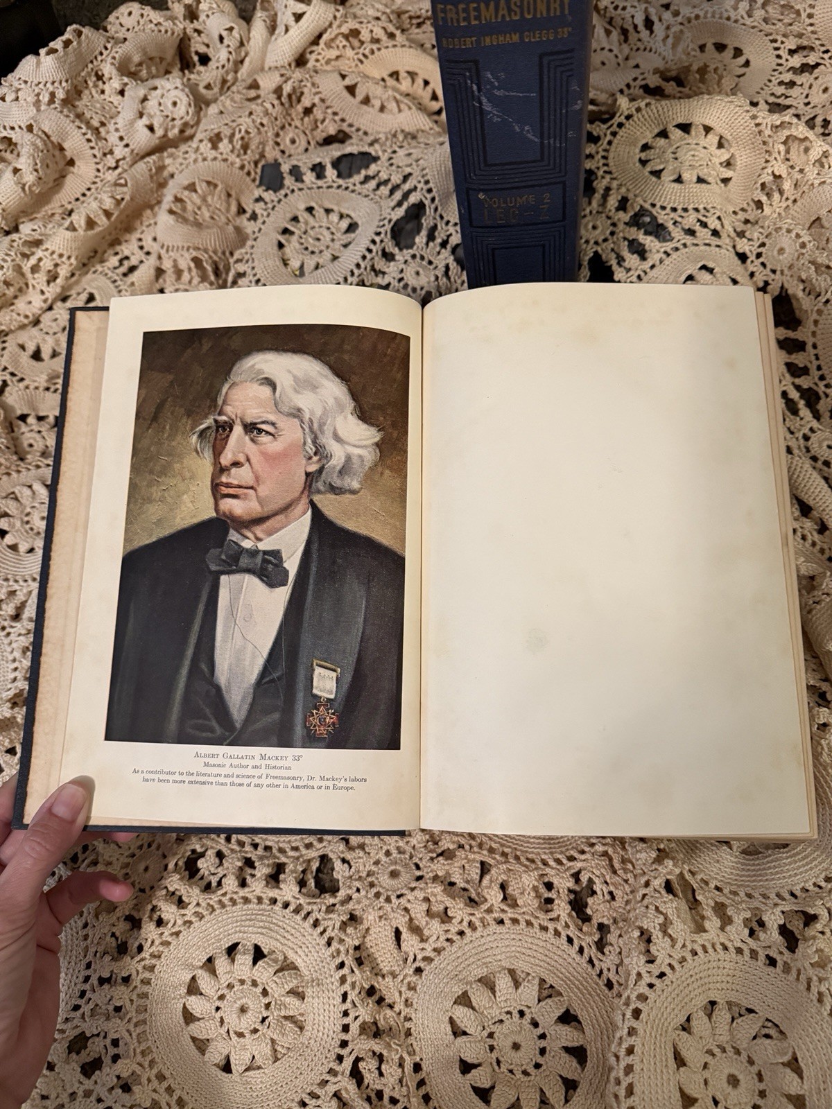Rare: Mackey’s Revised Encyclopedia of Freemasonry Vol 1 & 2 1929 Embossed Gilt